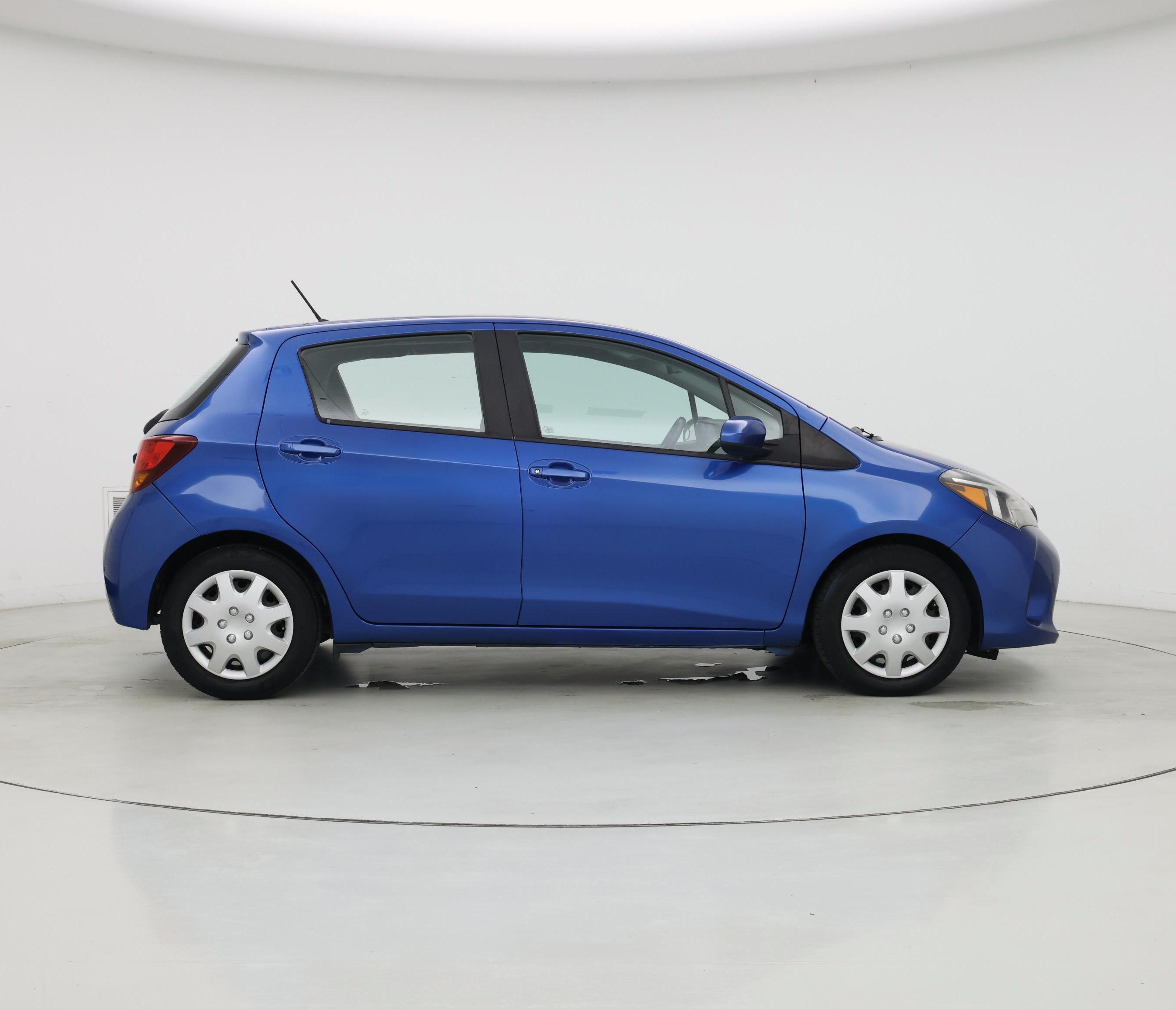 Thumbnail: 2015 Toyota Yaris - 7