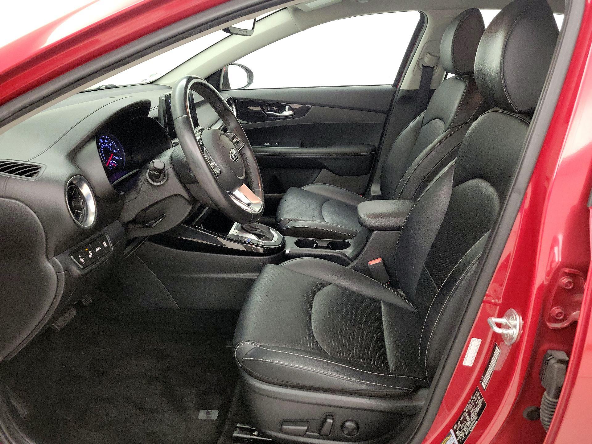 Thumbnail: 2020 Kia Forte - 11