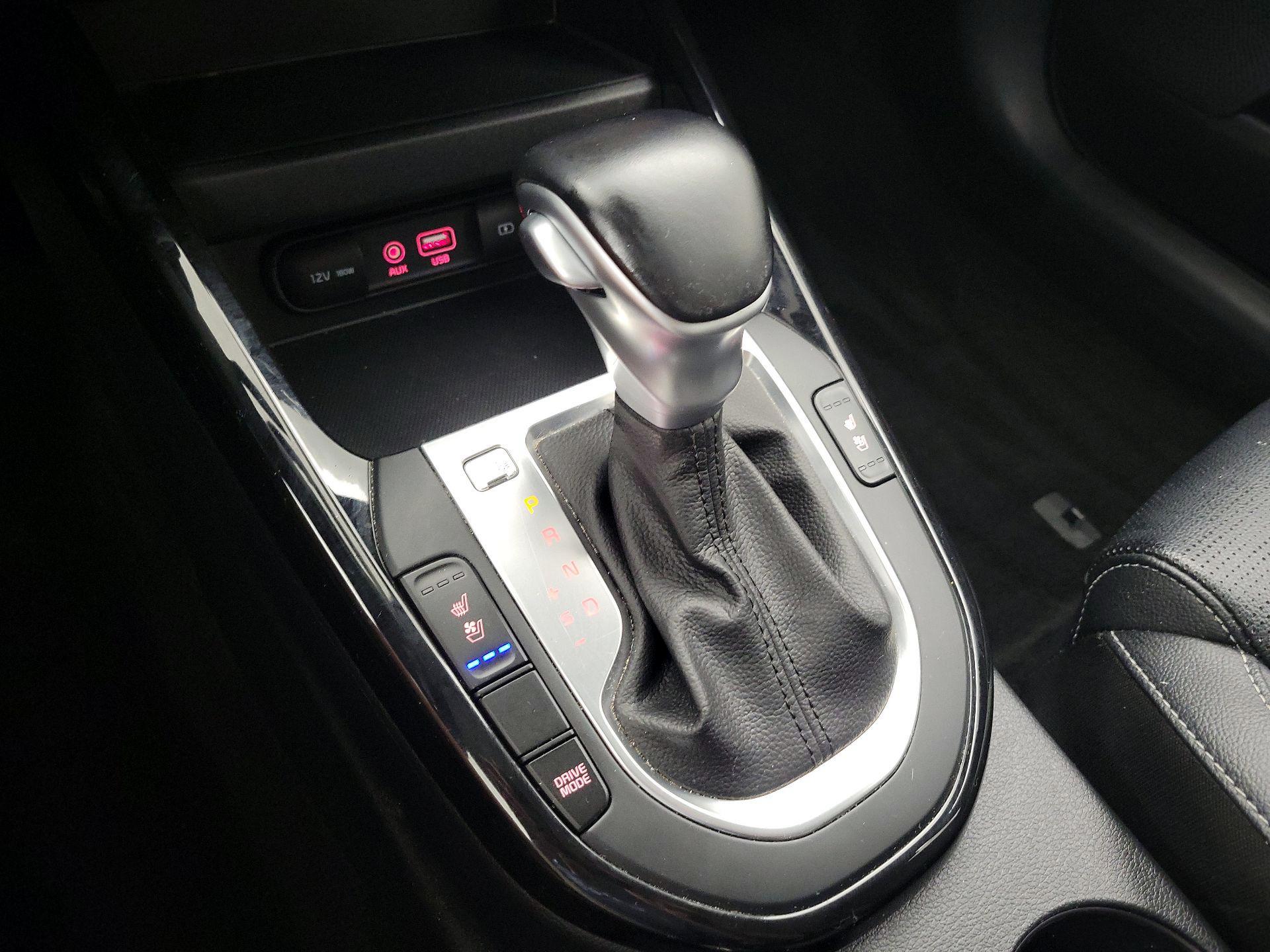 Thumbnail: 2020 Kia Forte - 17