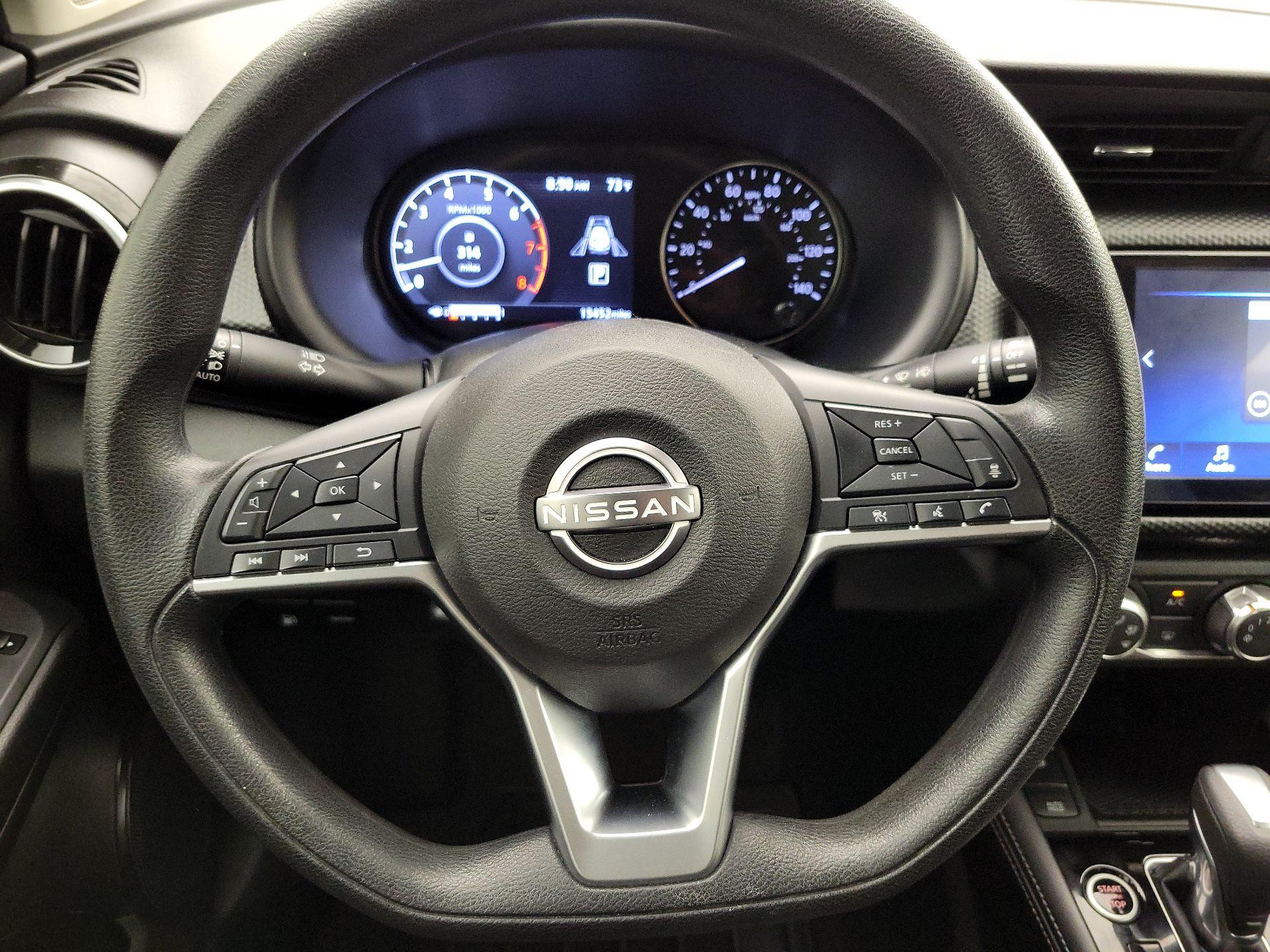 Thumbnail: 2023 Nissan Kicks - 10