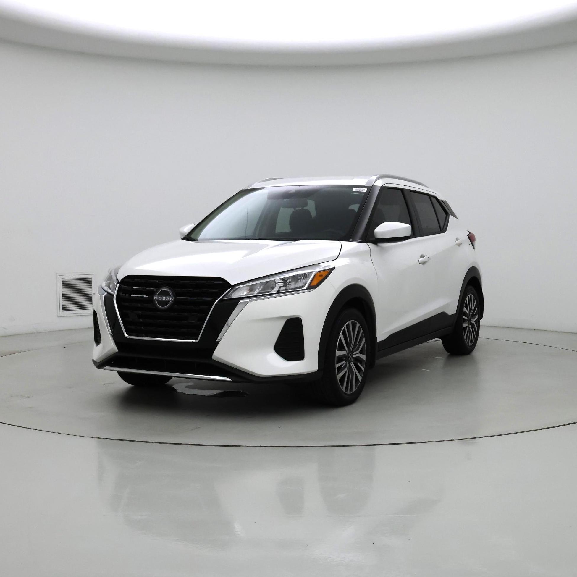 Thumbnail: 2023 Nissan Kicks - 4