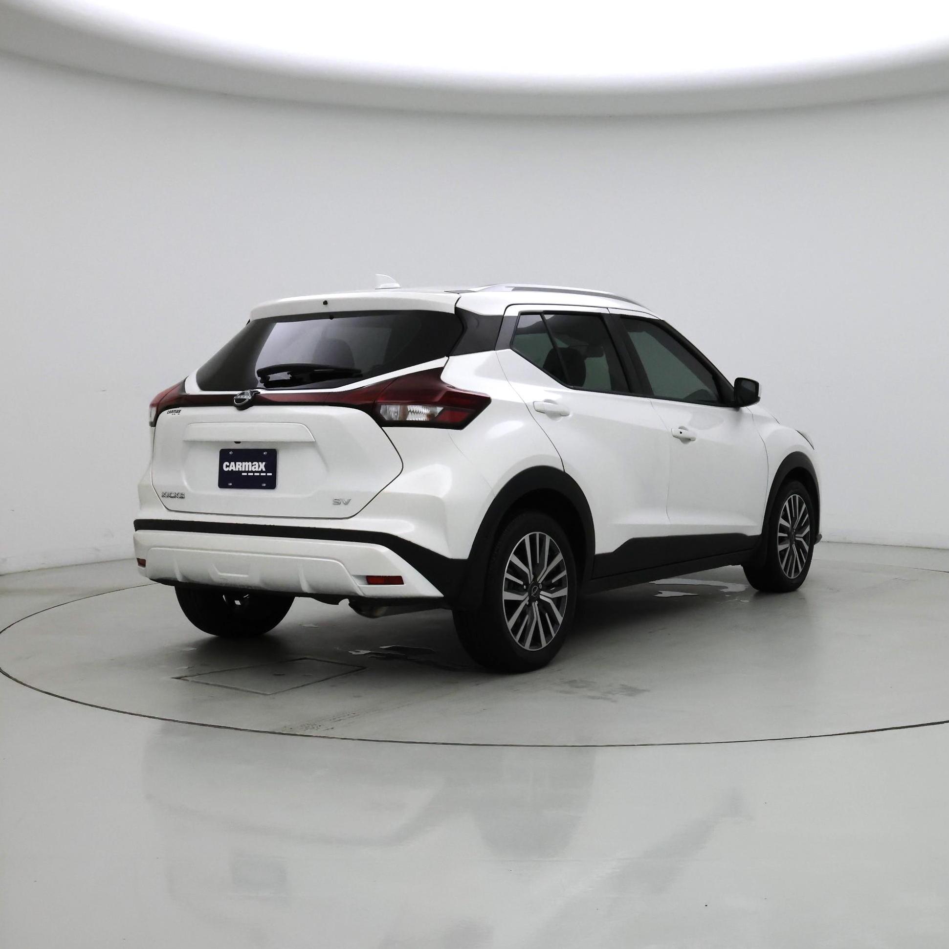 Thumbnail: 2023 Nissan Kicks - 8