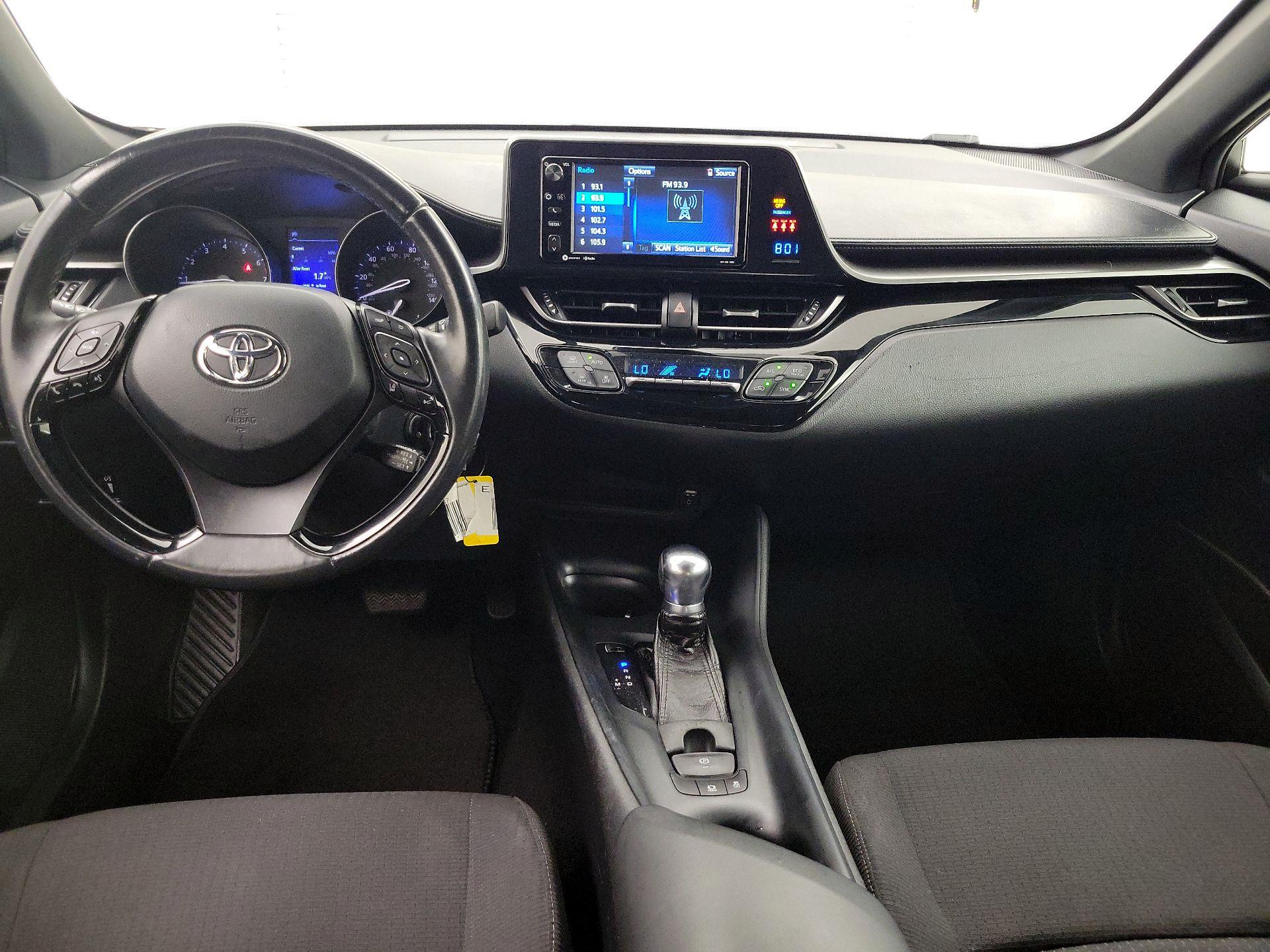 Thumbnail: 2018 Toyota C-HR - 9