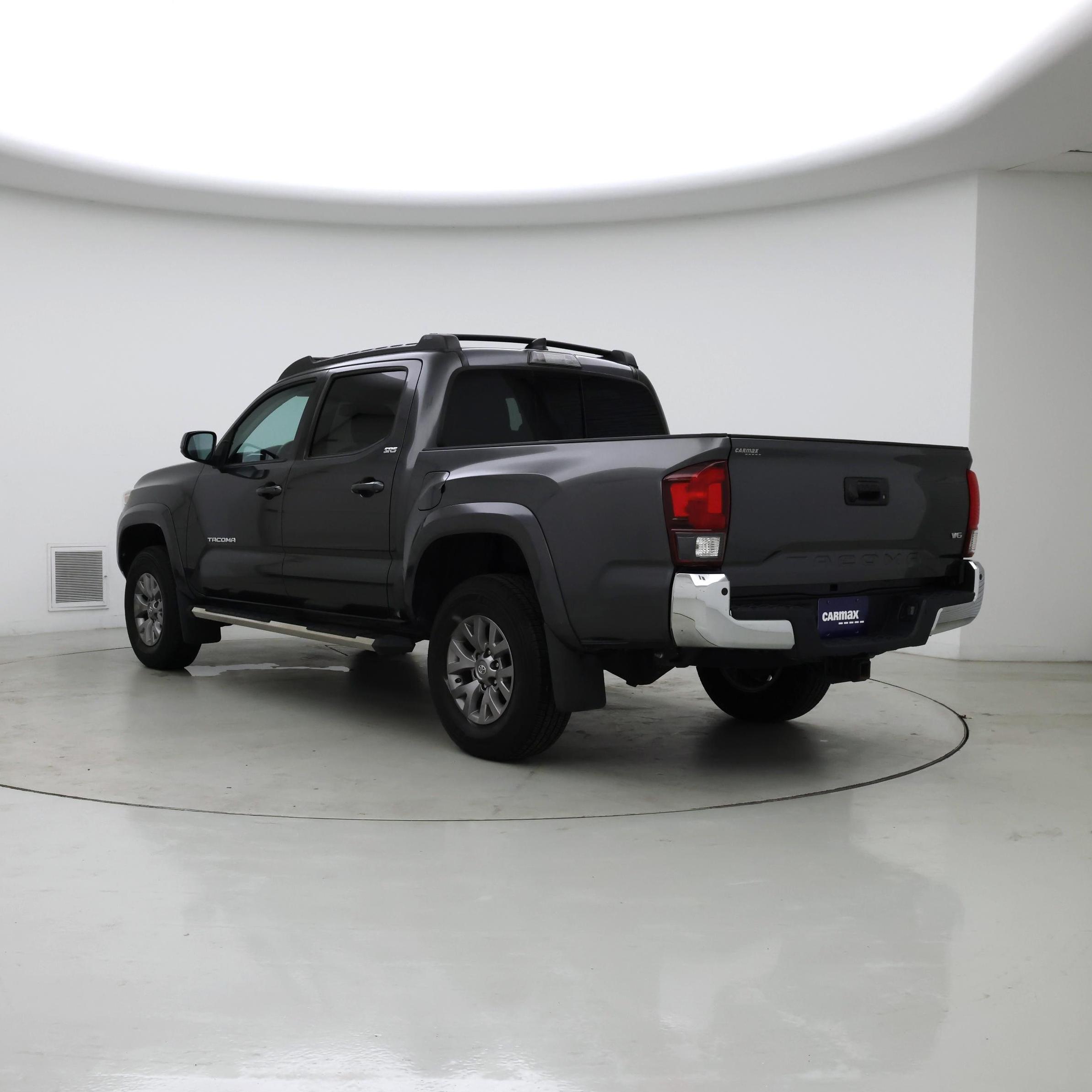 Thumbnail: 2019 Toyota Tacoma - 2