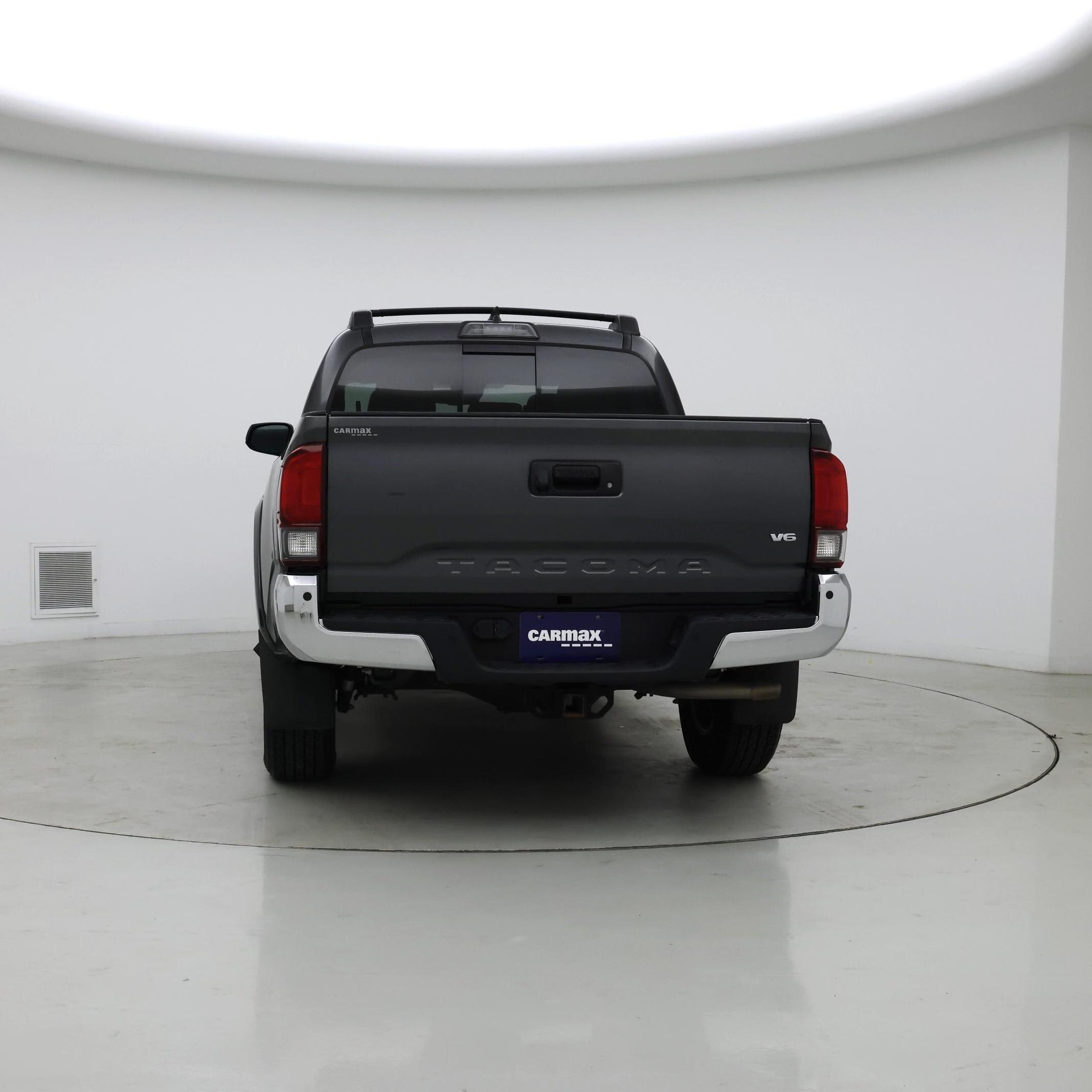 Thumbnail: 2019 Toyota Tacoma - 6