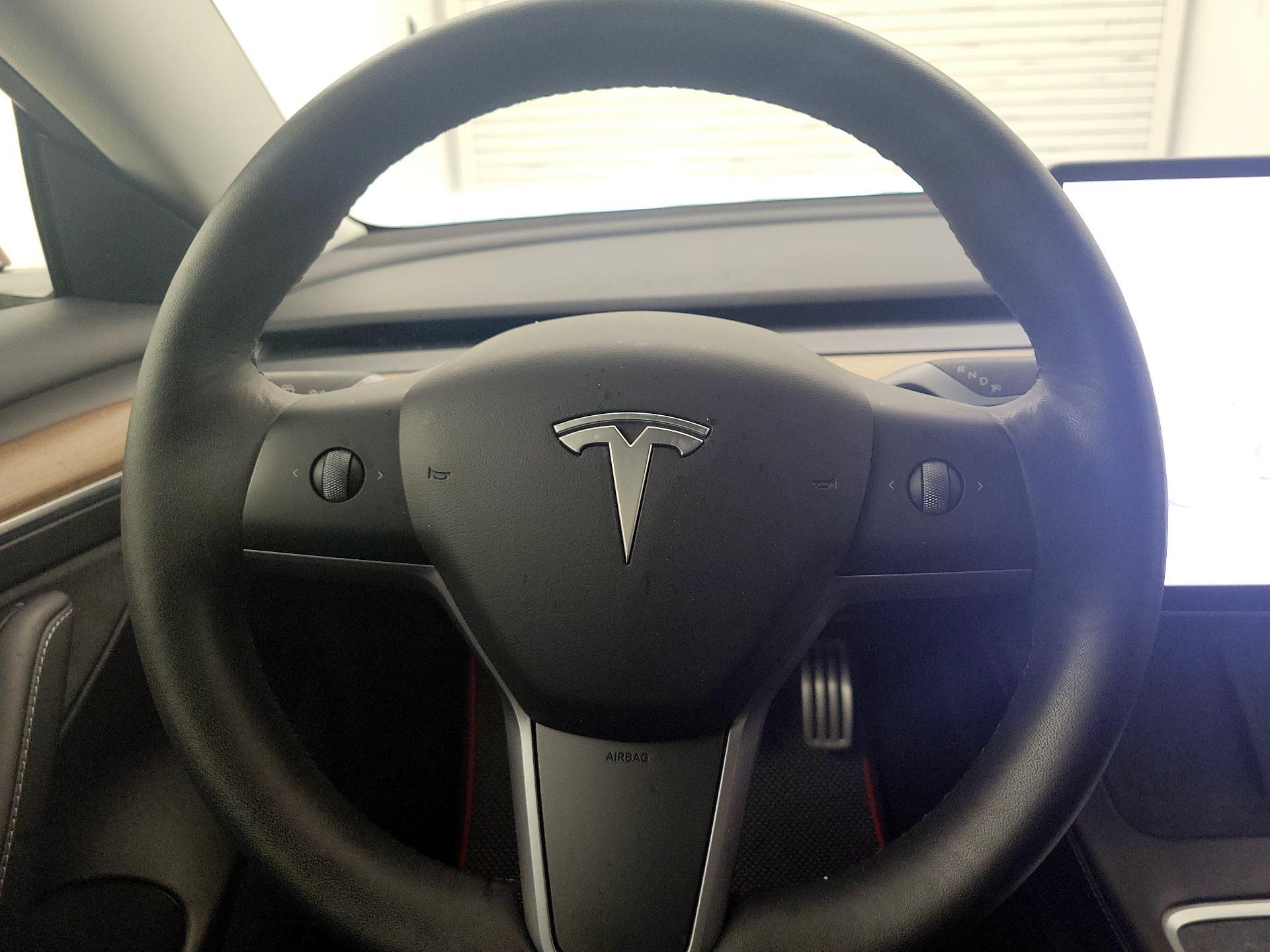 Thumbnail: 2022 Tesla Model 3 - 10