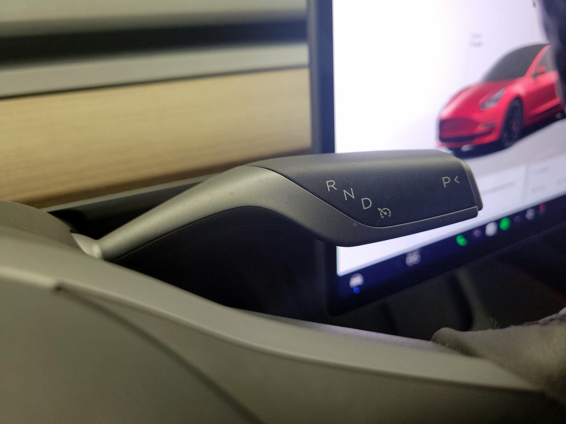 Thumbnail: 2022 Tesla Model 3 - 16
