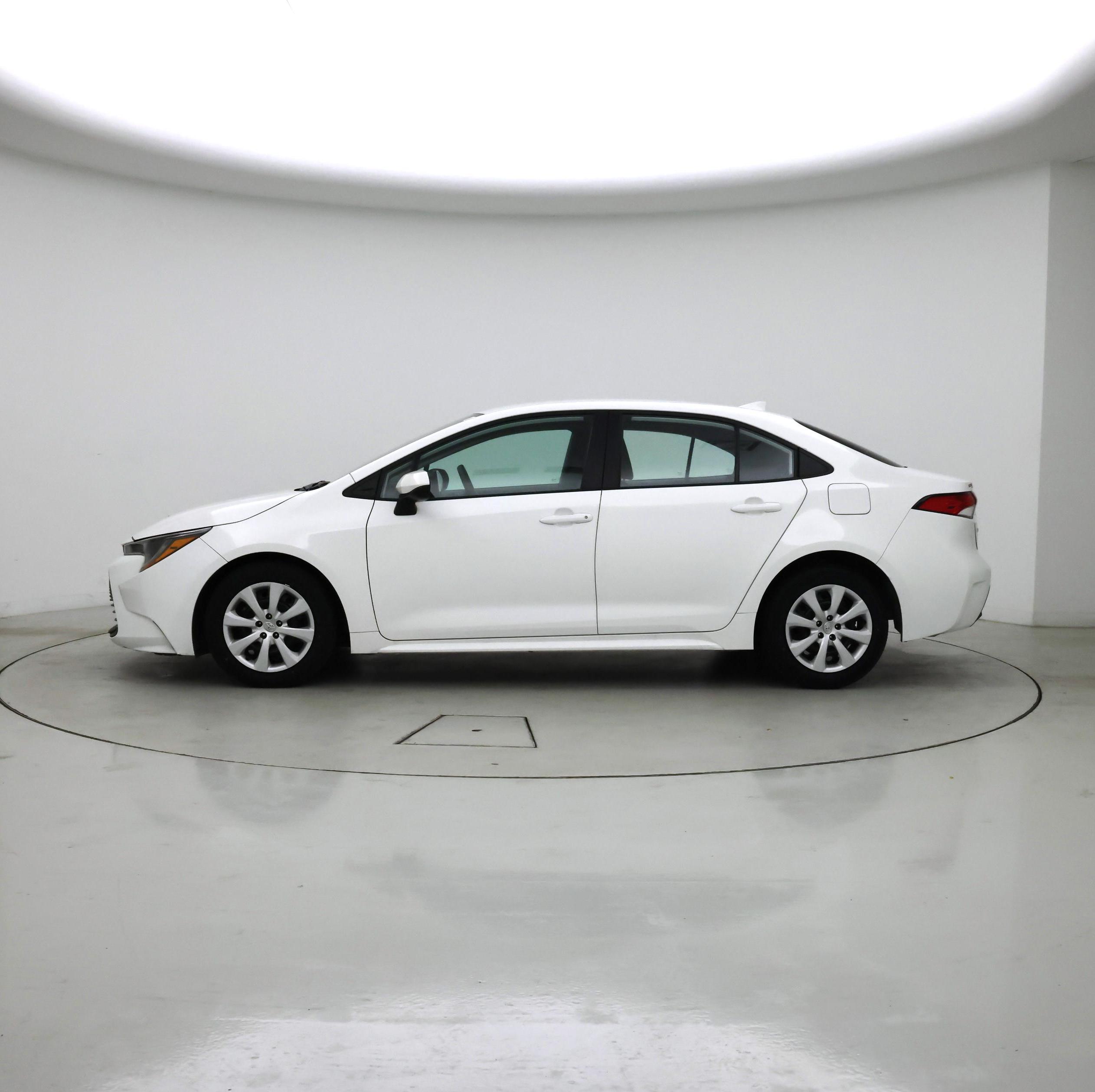 Thumbnail: 2024 Toyota Corolla - 3
