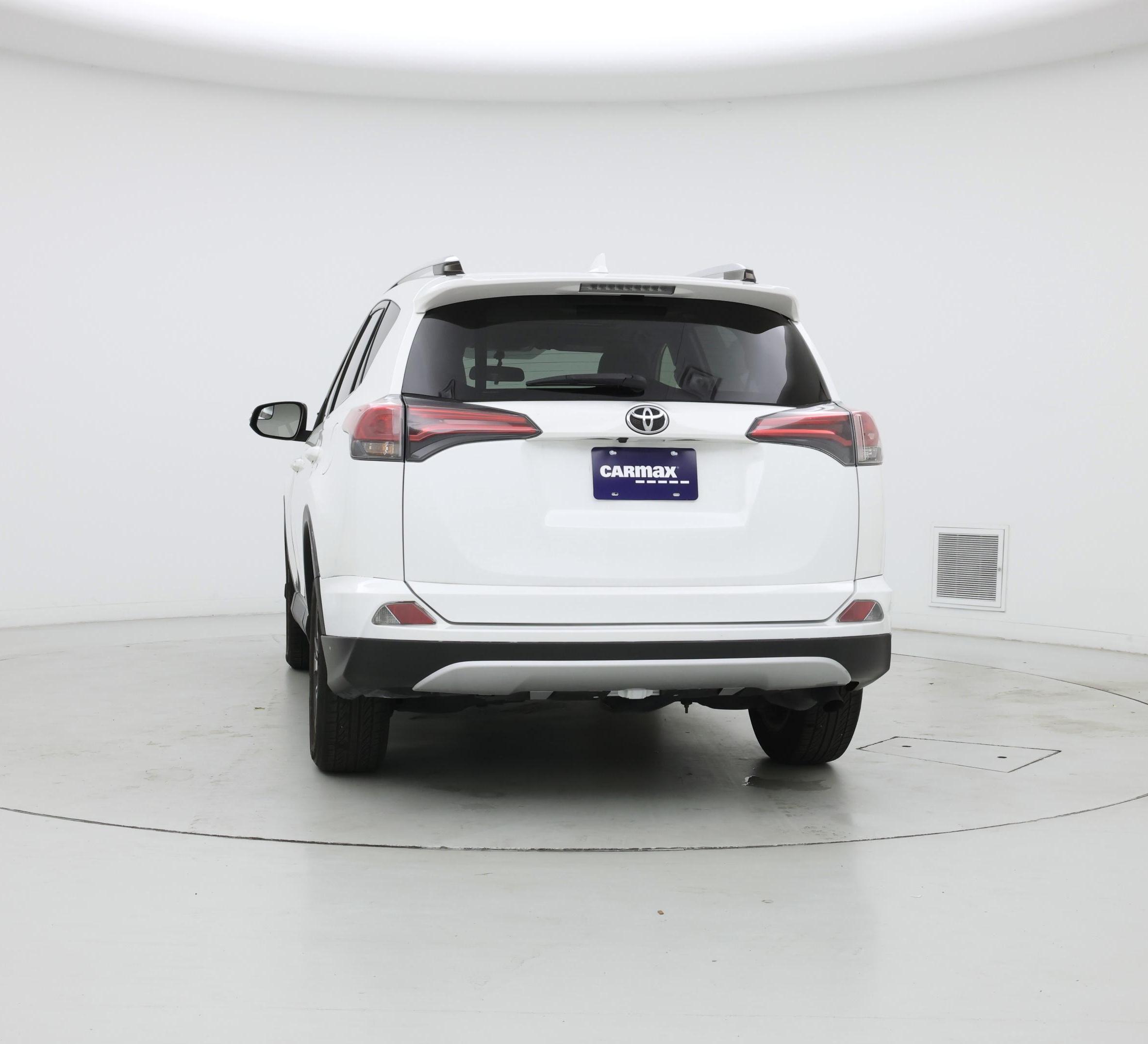 Thumbnail: 2016 Toyota RAV4 - 6