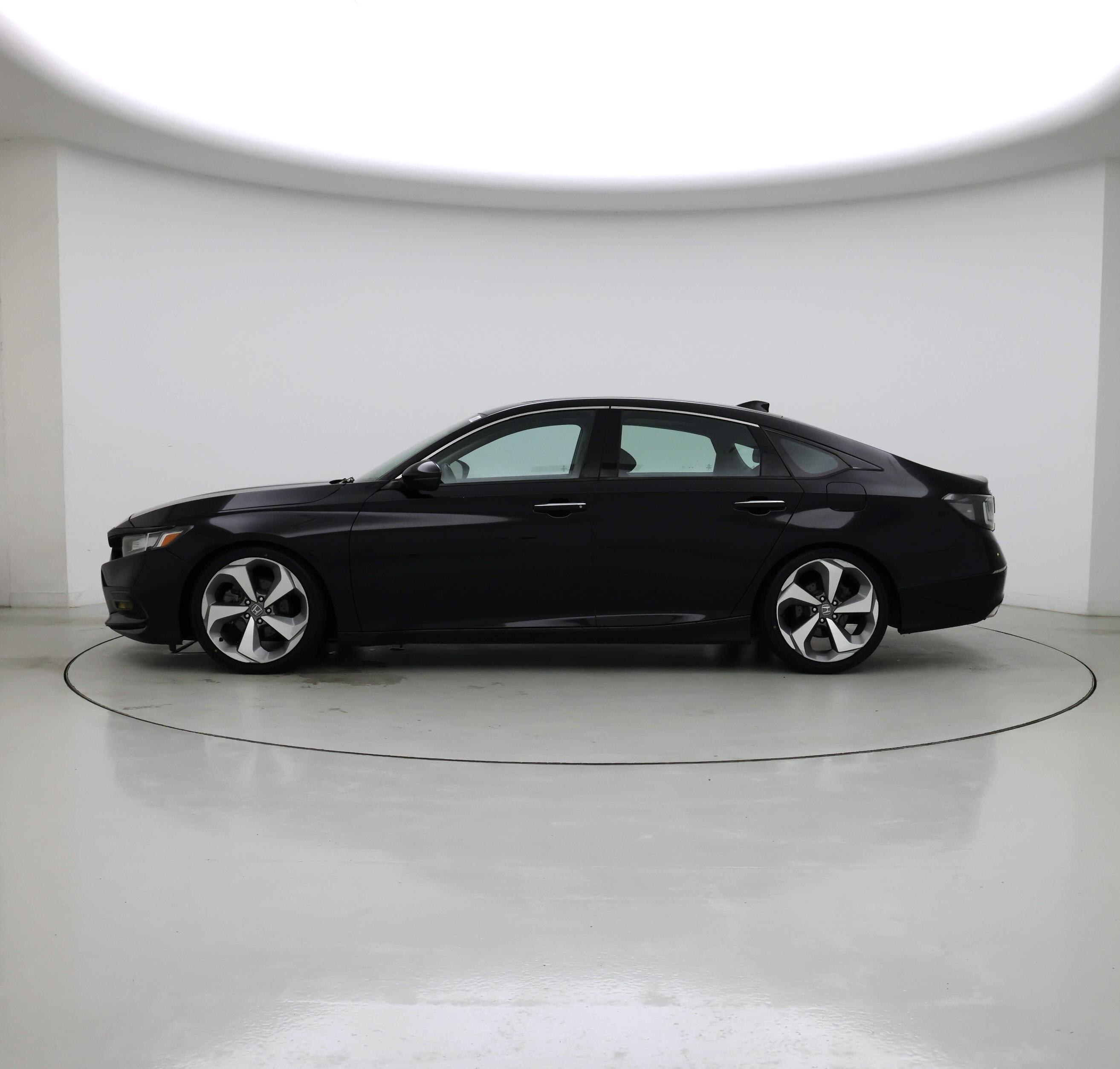 Thumbnail: 2018 Honda Accord - 3