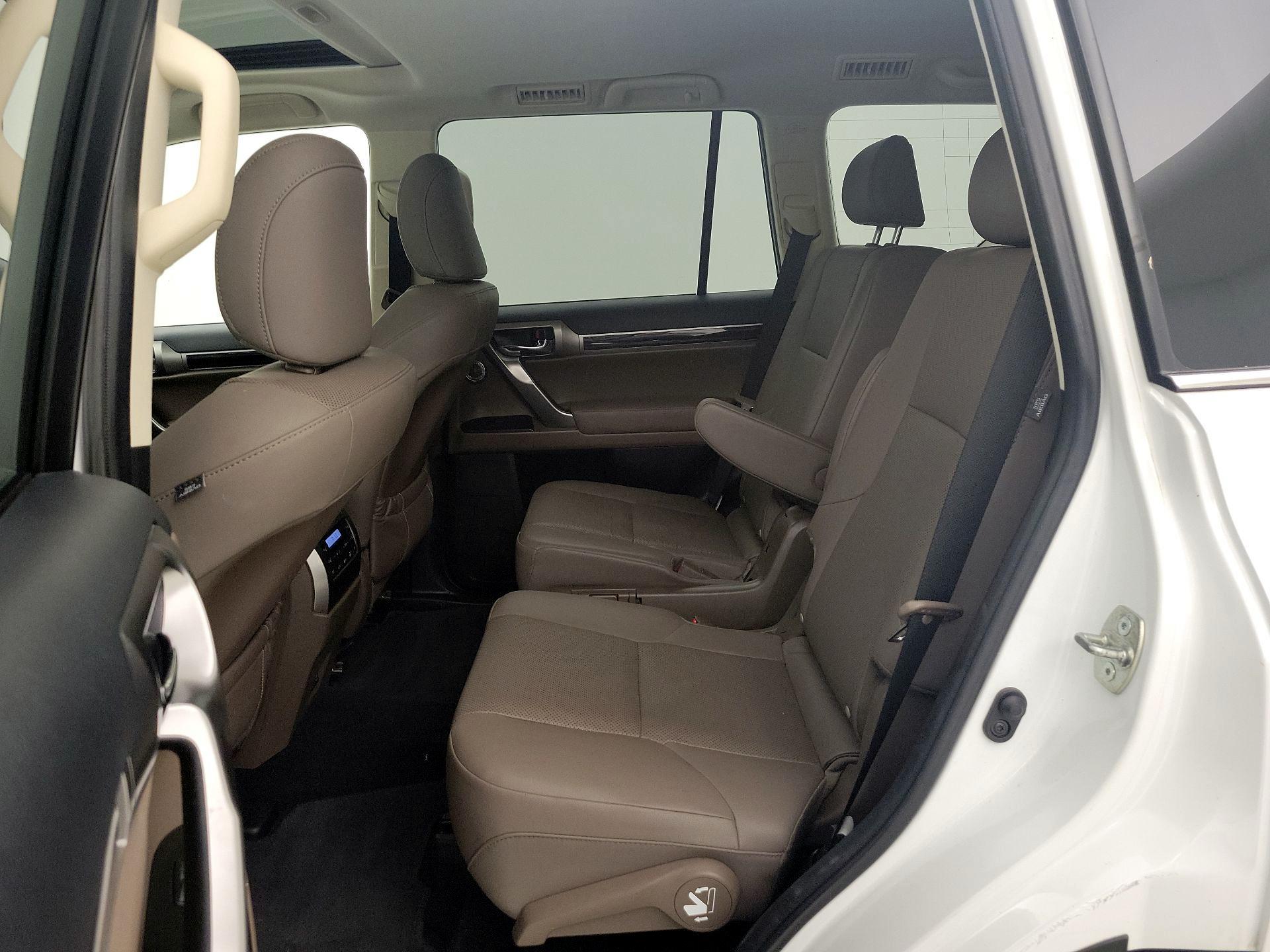 Thumbnail: 2022 Lexus GX - 20