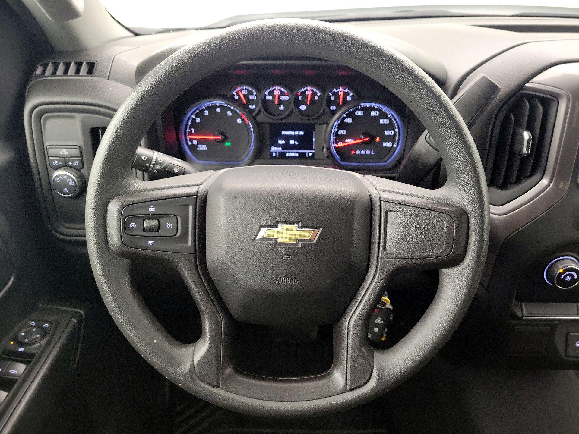 Thumbnail: 2021 Chevrolet Silverado 1500 - 10