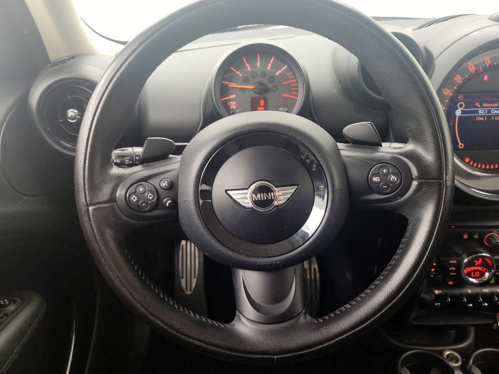 Thumbnail: 2016 MINI Cooper Countryman - 10