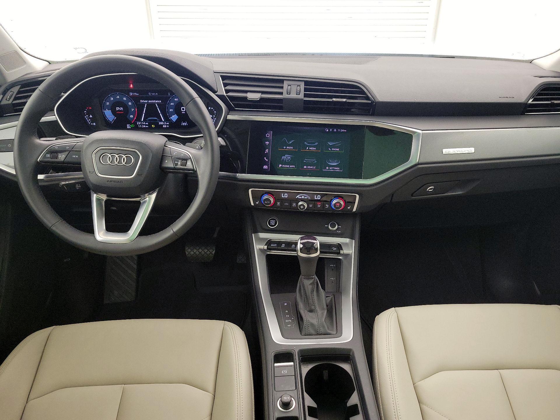 Thumbnail: 2022 Audi Q3 - 9