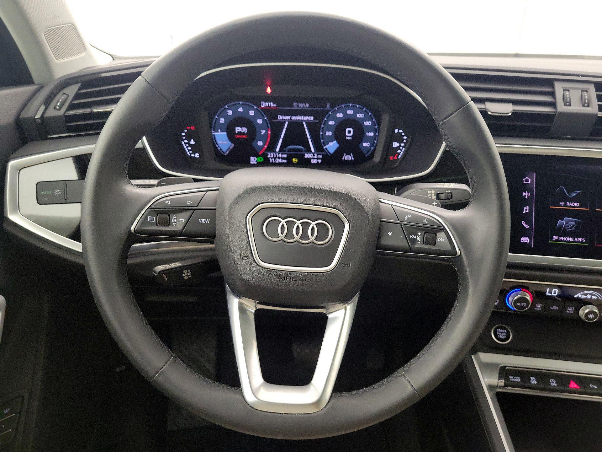 Thumbnail: 2022 Audi Q3 - 10