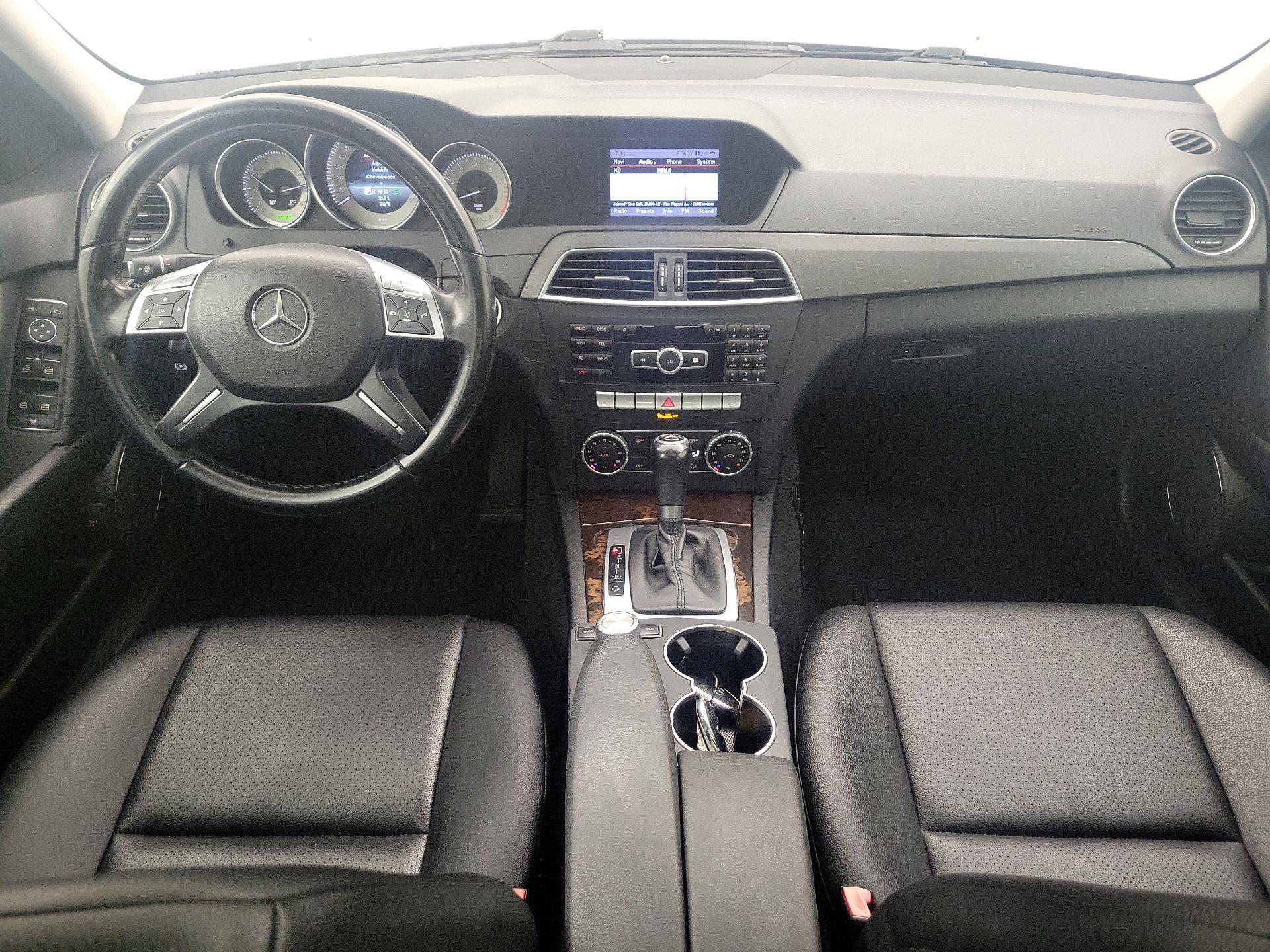 Thumbnail: 2014 Mercedes-Benz C-Class - 9
