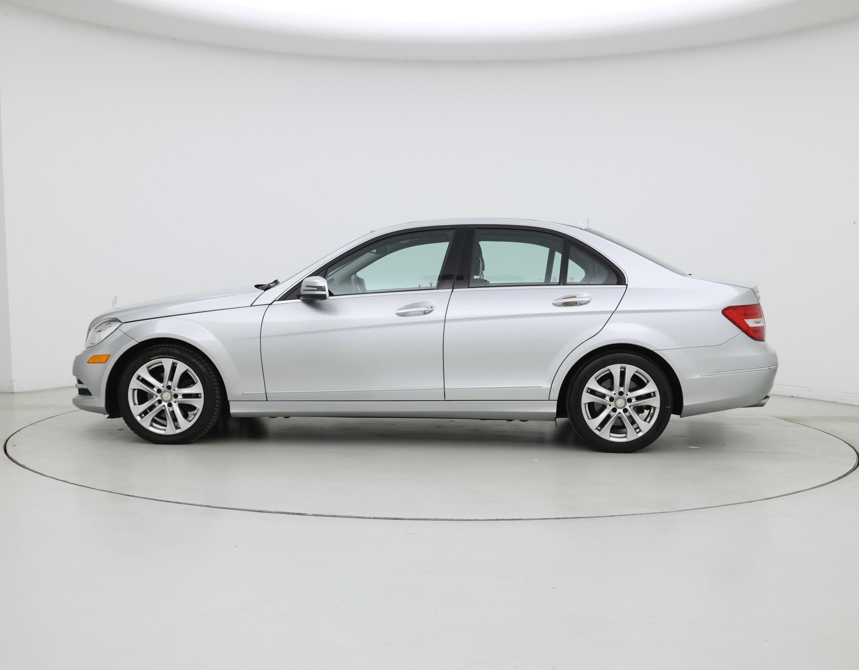 Thumbnail: 2014 Mercedes-Benz C-Class - 3