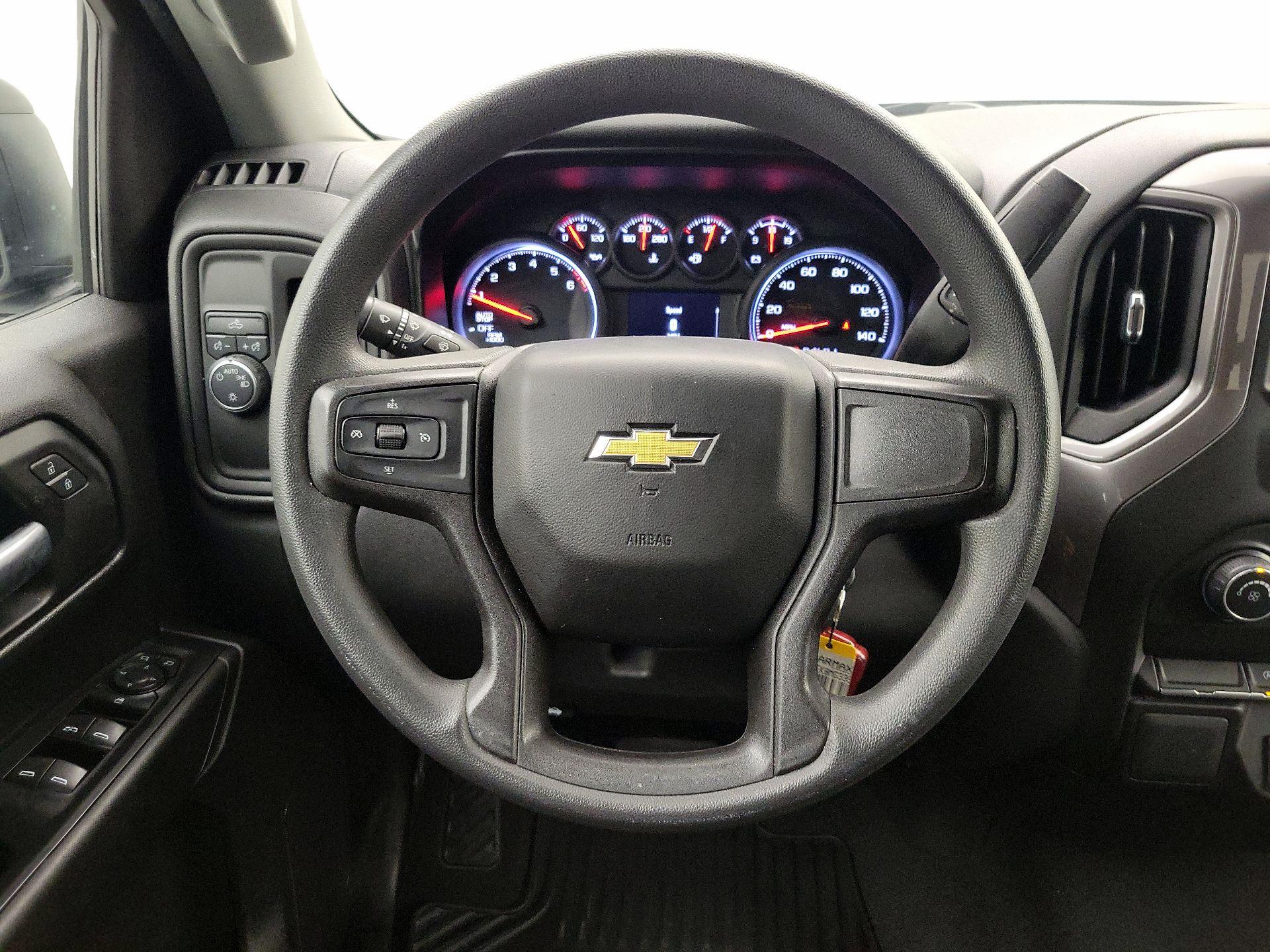 Thumbnail: 2021 Chevrolet Silverado 1500 - 10