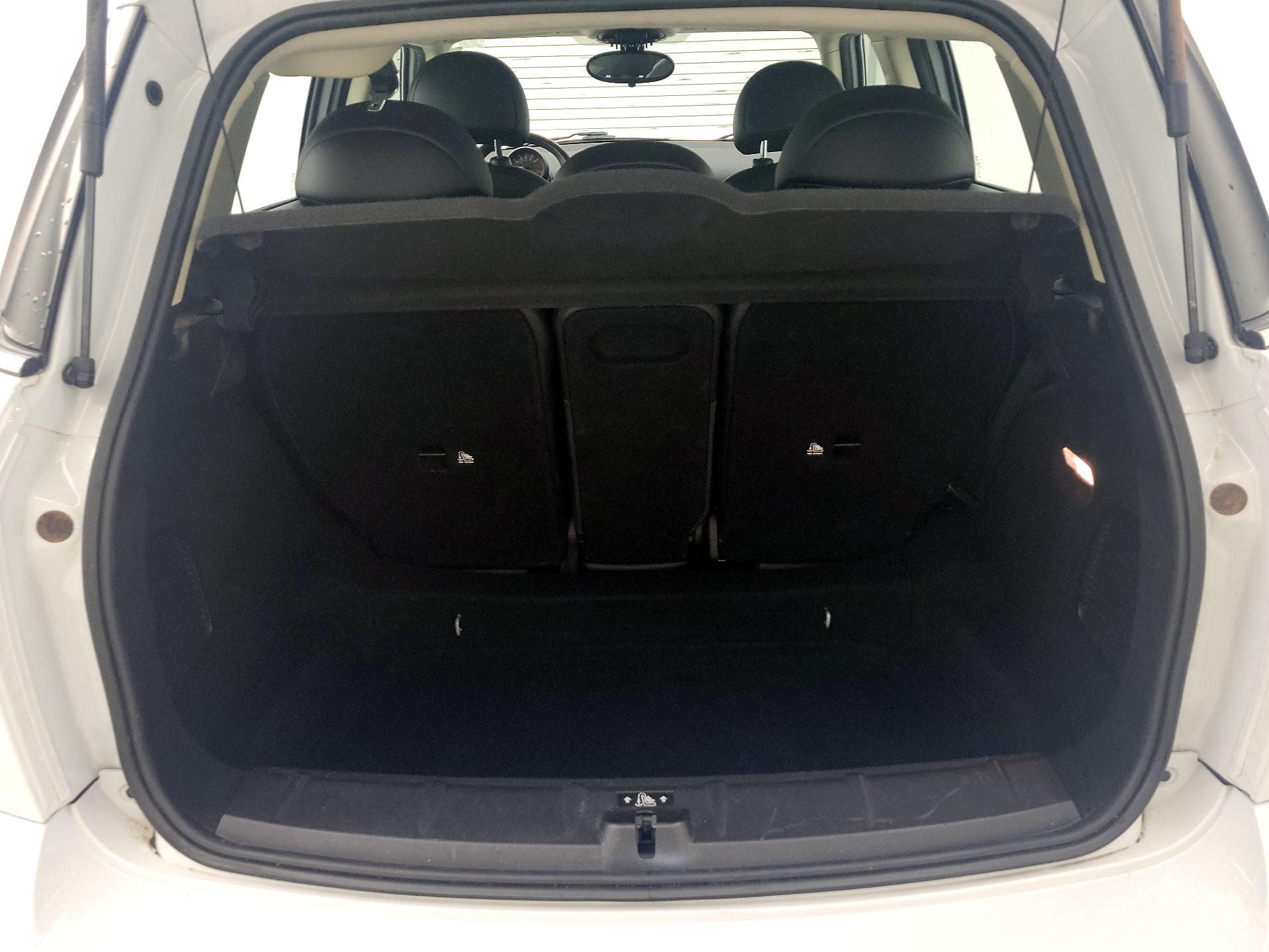 Thumbnail: 2015 MINI Cooper Countryman - 19