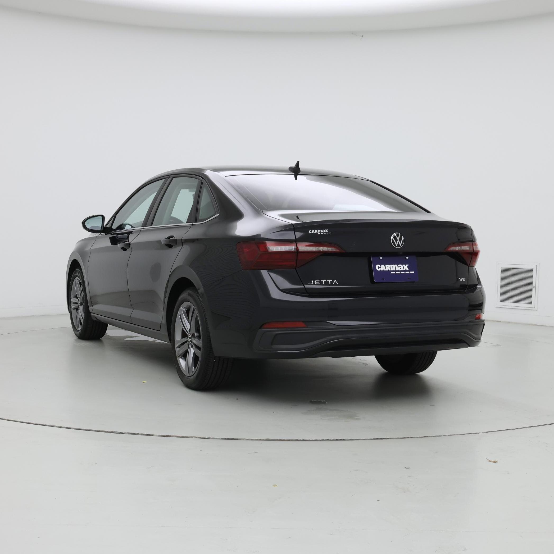 Thumbnail: 2022 Volkswagen Jetta - 2