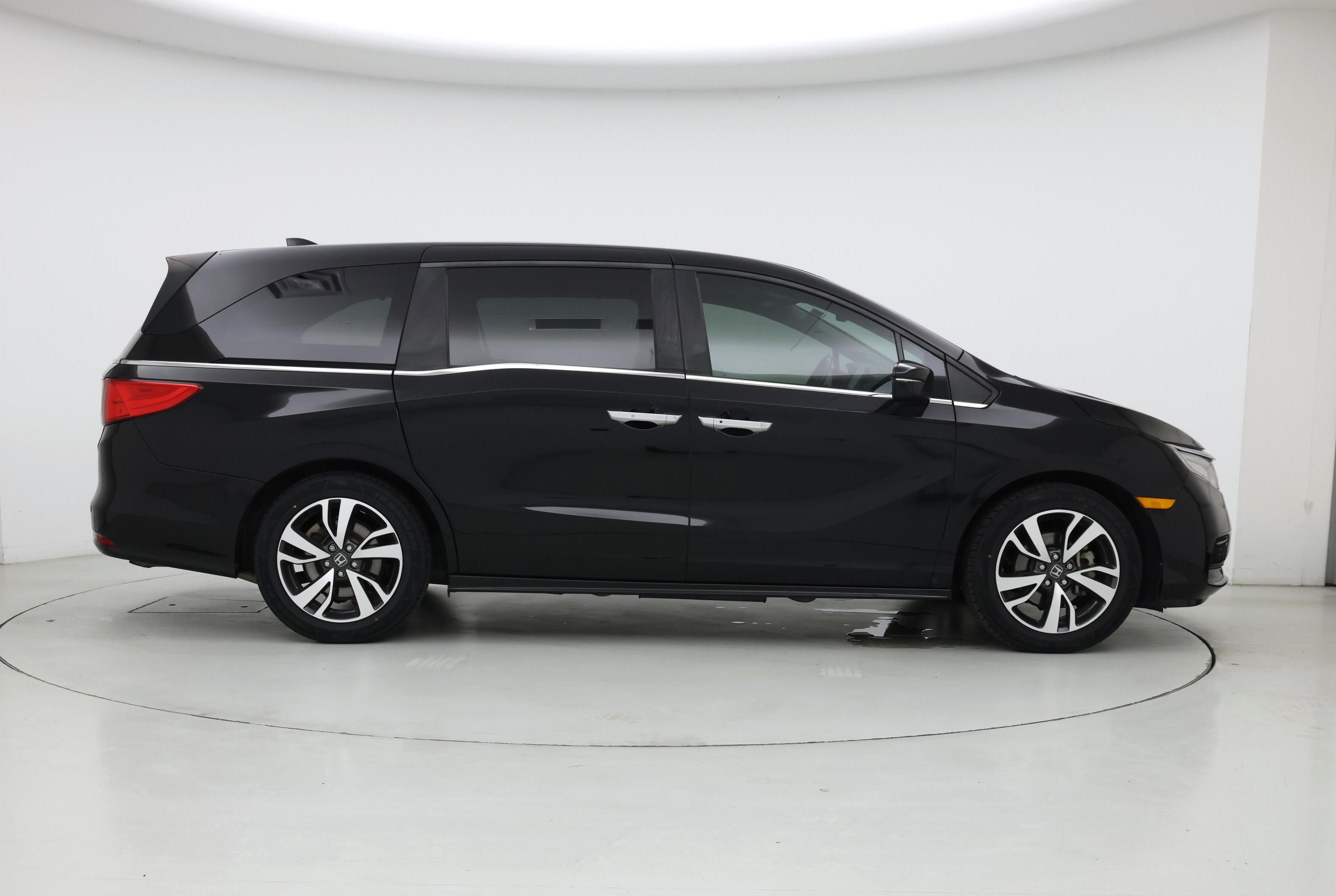 Thumbnail: 2021 Honda Odyssey - 7