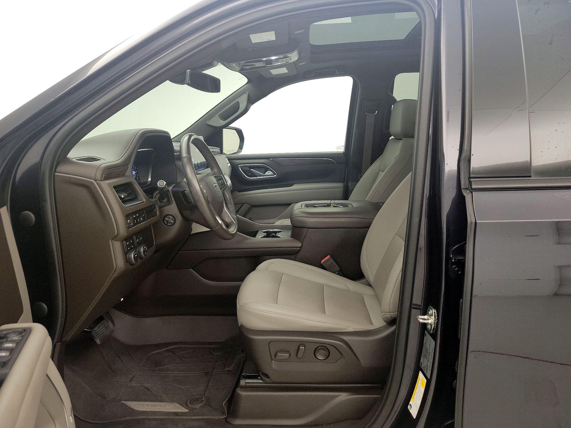 Thumbnail: 2022 Chevrolet Tahoe - 11