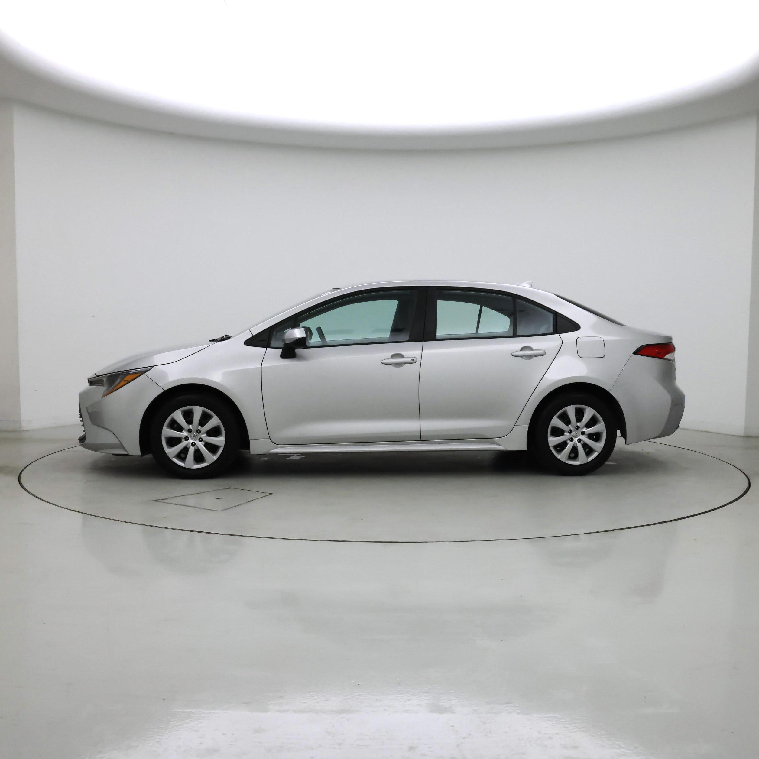 Thumbnail: 2023 Toyota Corolla - 3