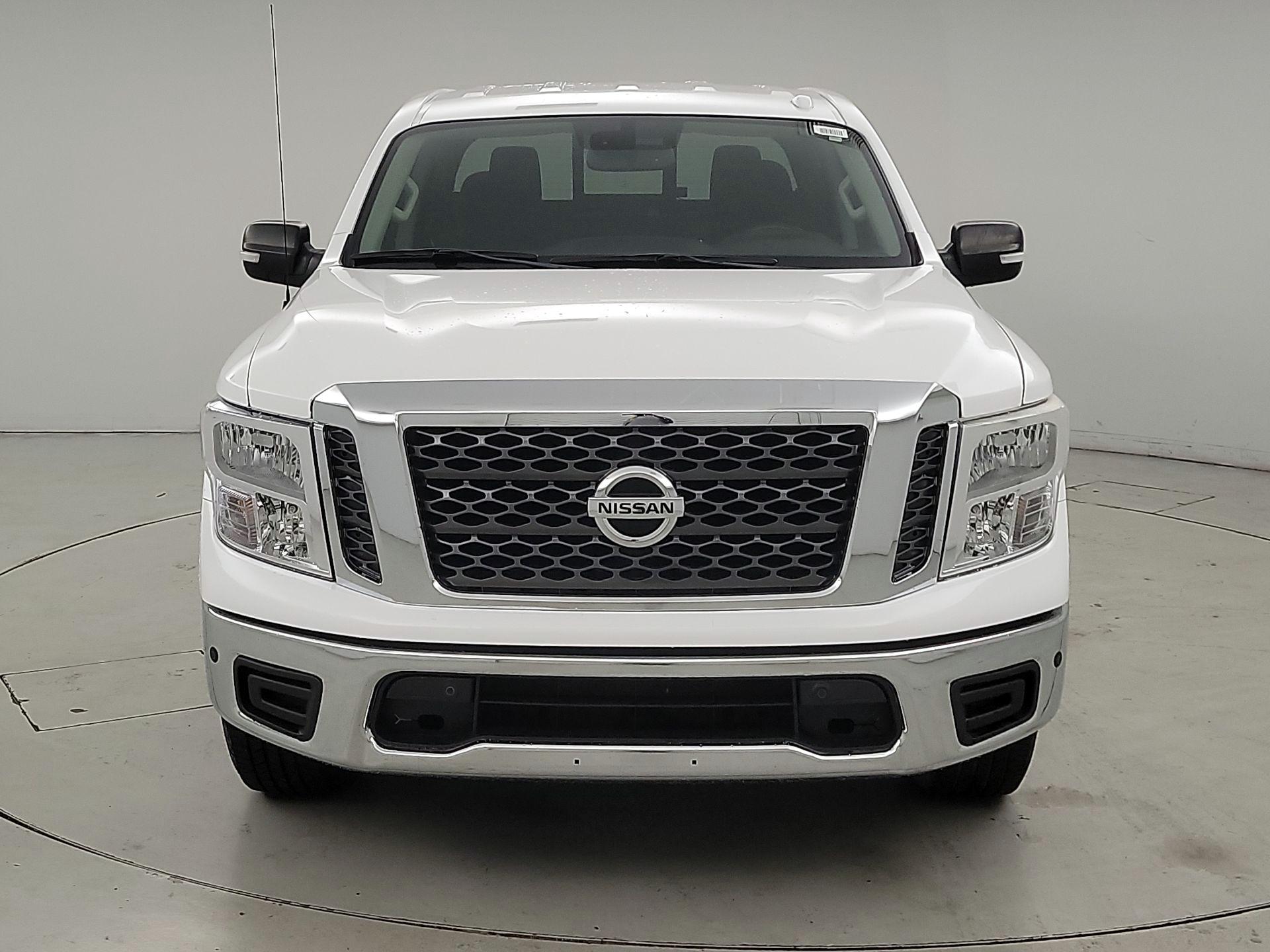 Thumbnail: 2018 Nissan Titan - 2