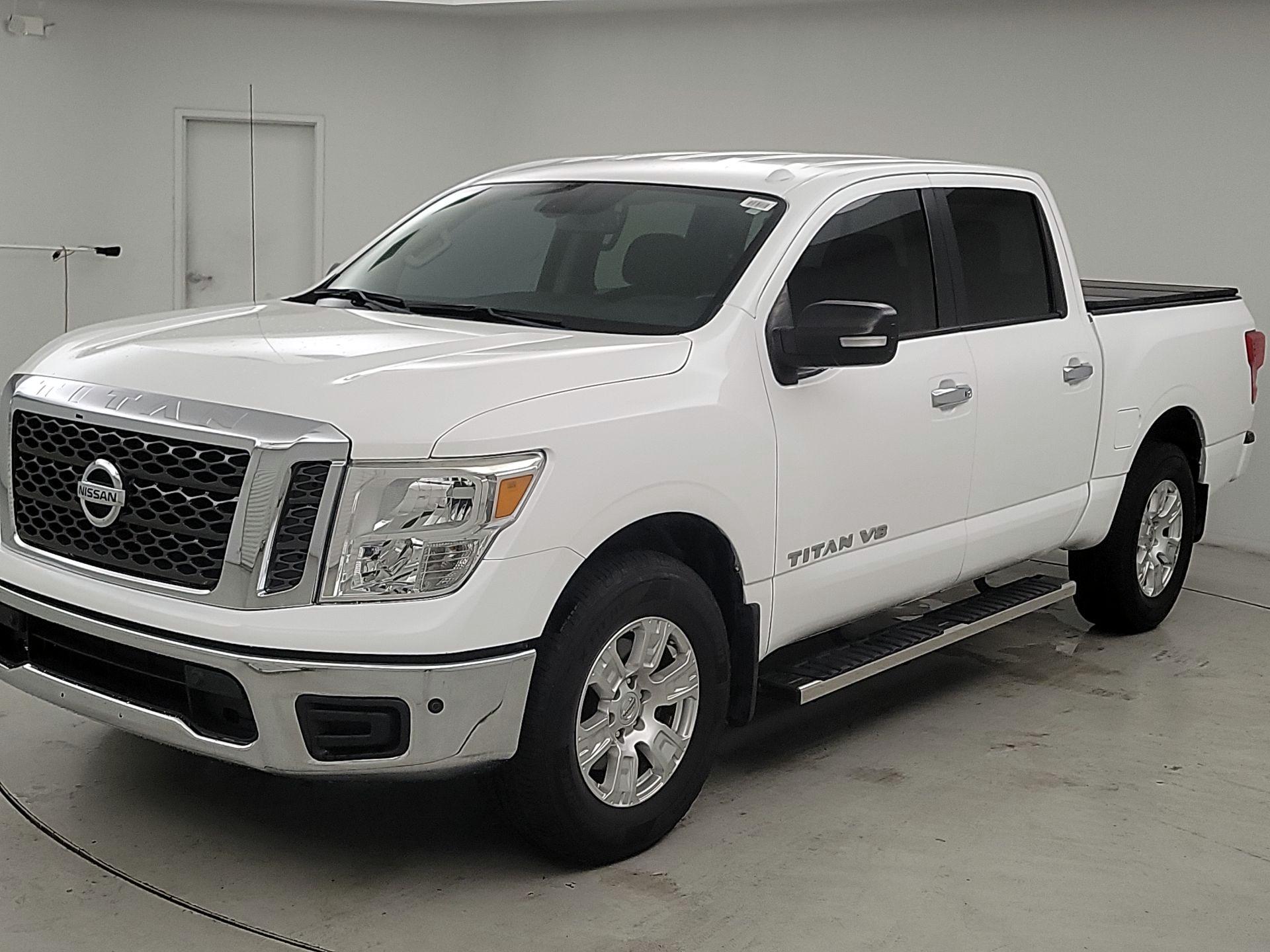 Thumbnail: 2018 Nissan Titan - 3