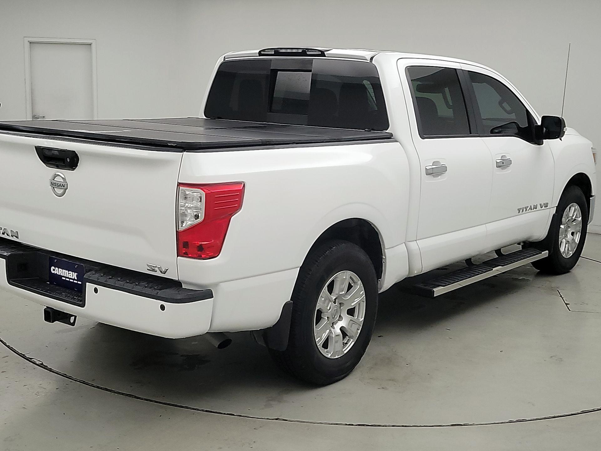 Thumbnail: 2018 Nissan Titan - 5