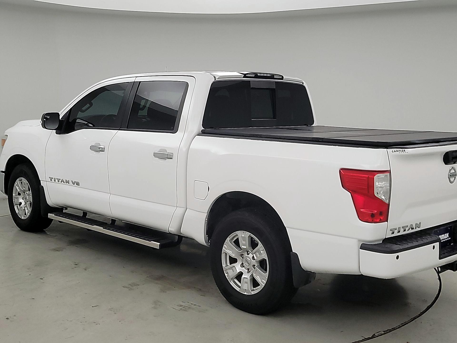 Thumbnail: 2018 Nissan Titan - 7