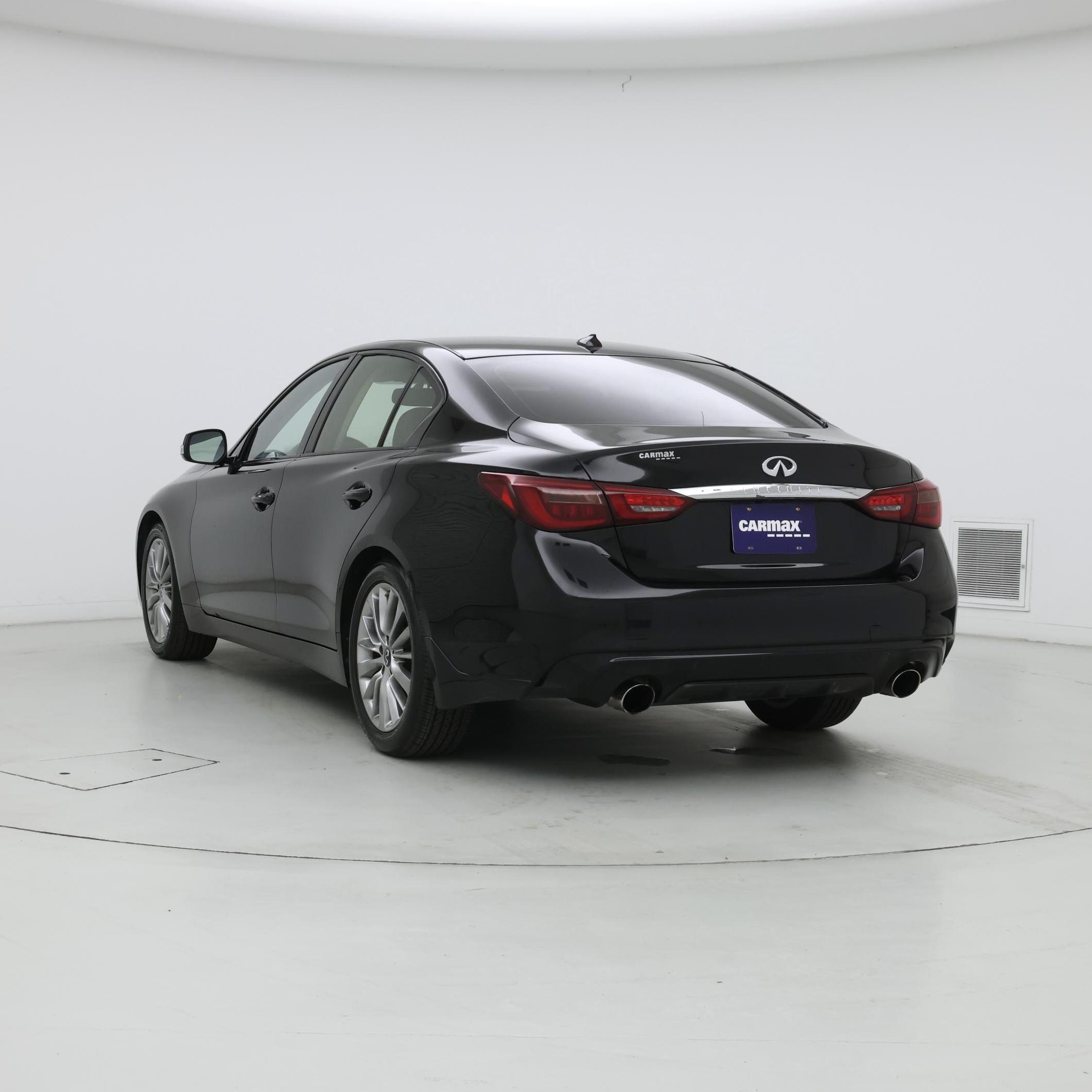 Thumbnail: 2019 INFINITI Q50 - 2