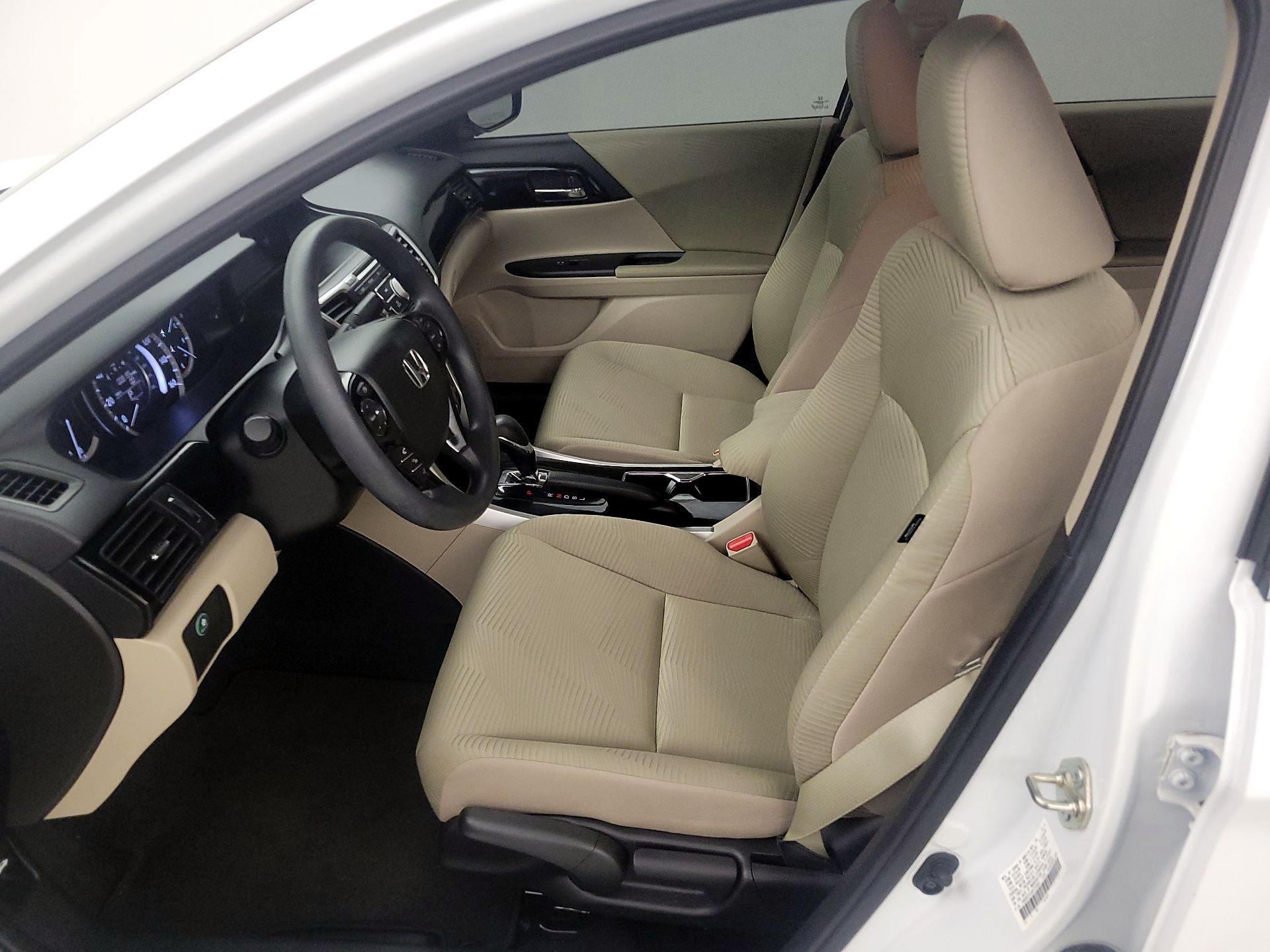 Thumbnail: 2016 Honda Accord - 11