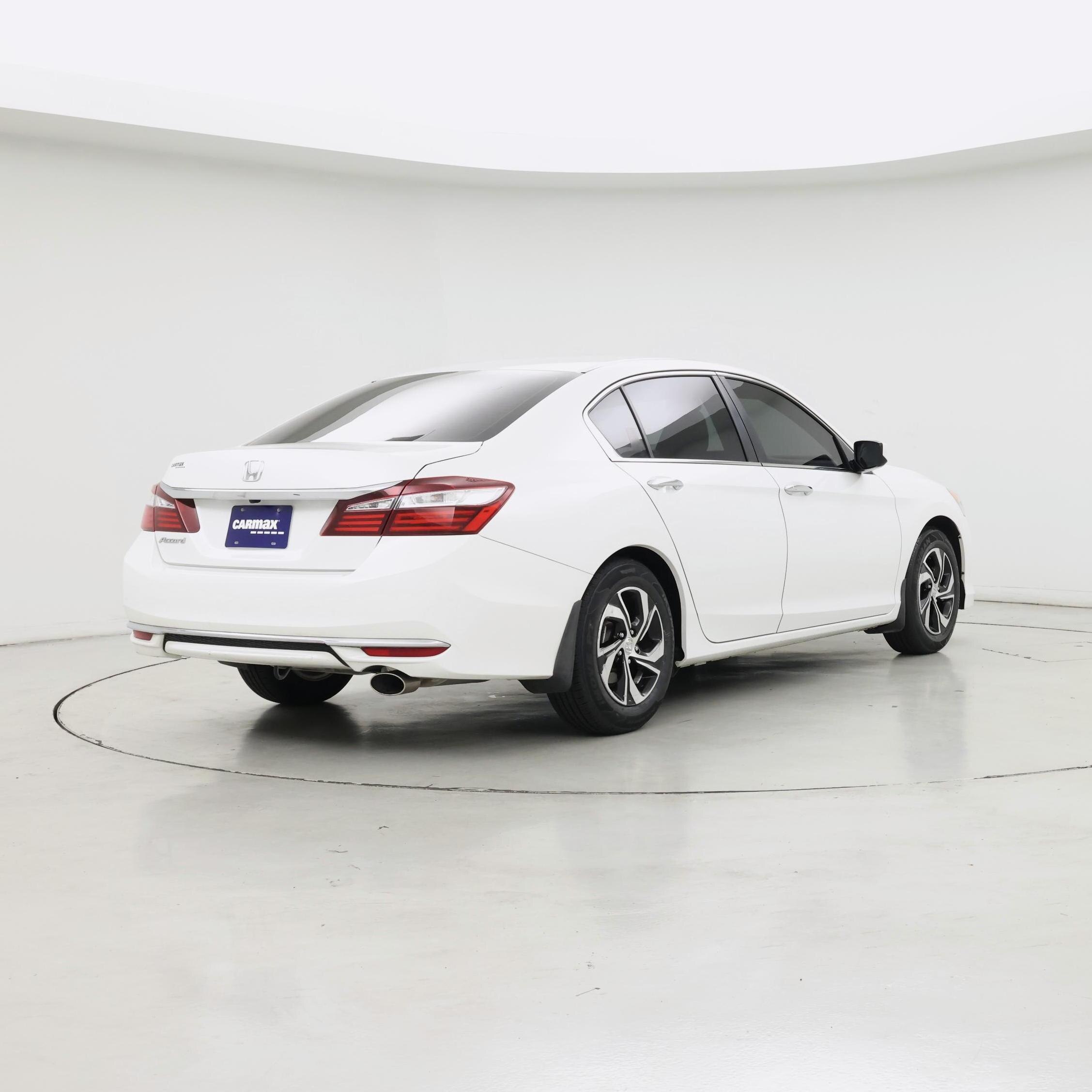 Thumbnail: 2016 Honda Accord - 8
