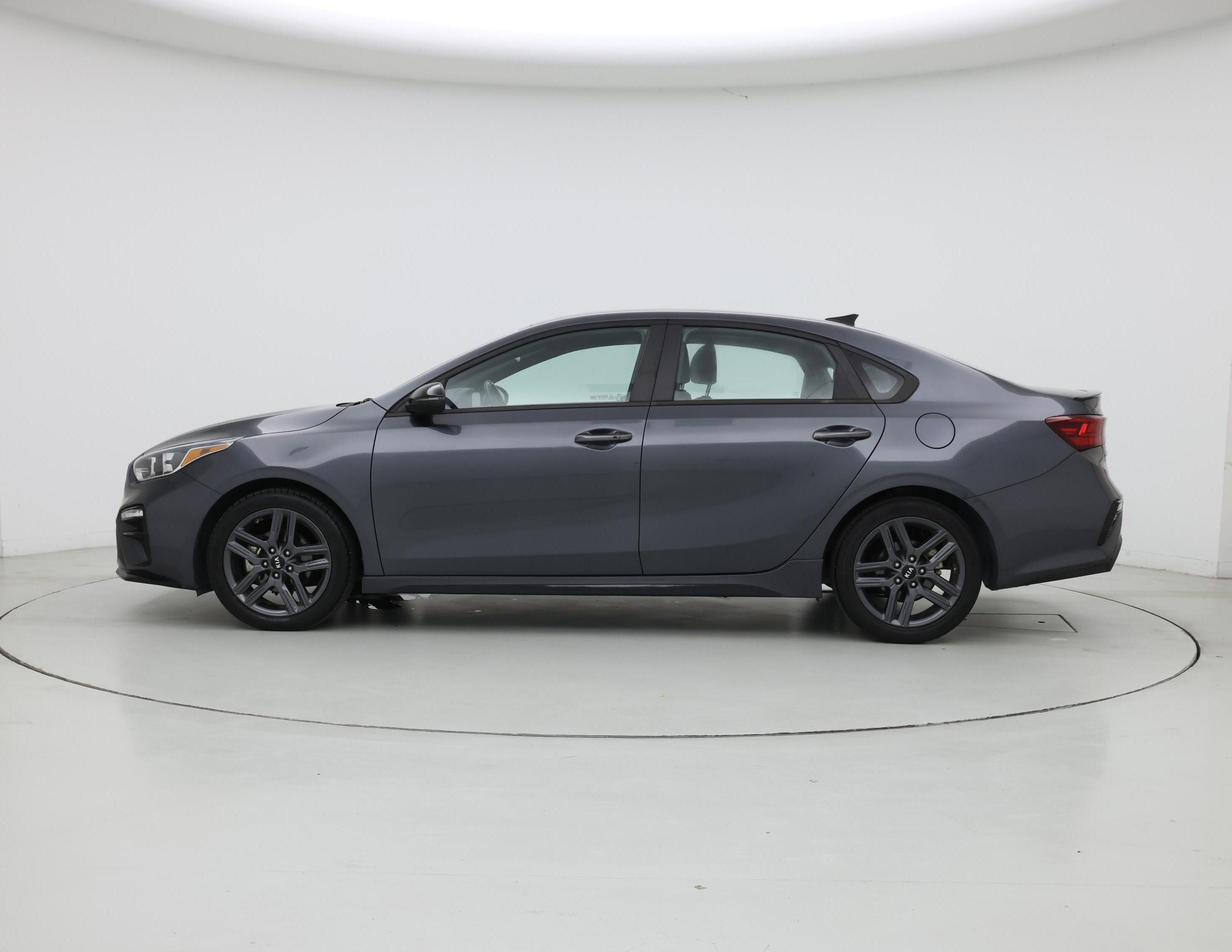 Thumbnail: 2021 Kia Forte - 3