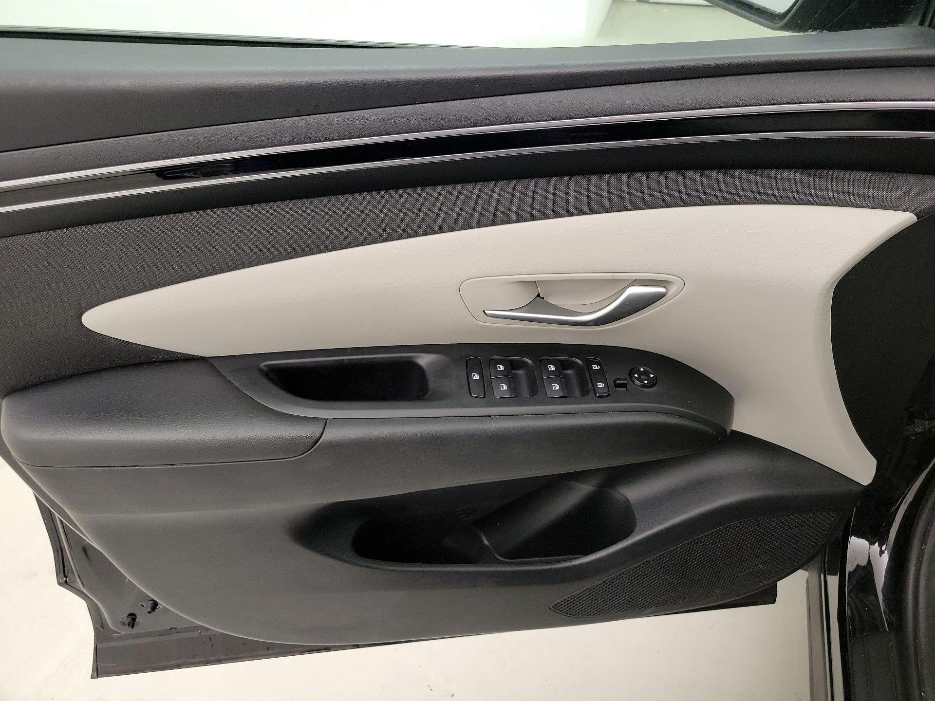 Thumbnail: 2023 Hyundai Tucson - 12