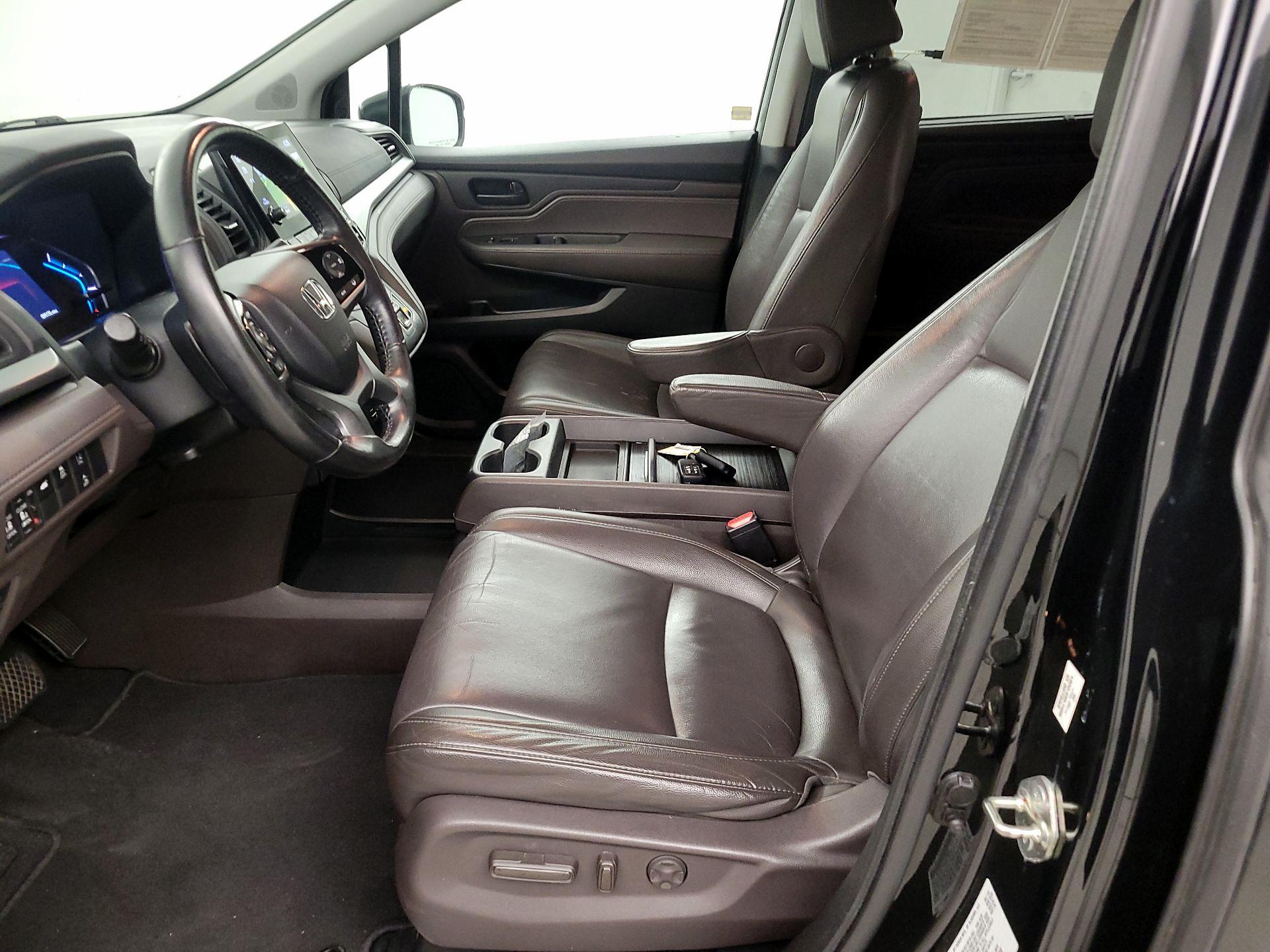 Thumbnail: 2019 Honda Odyssey - 11