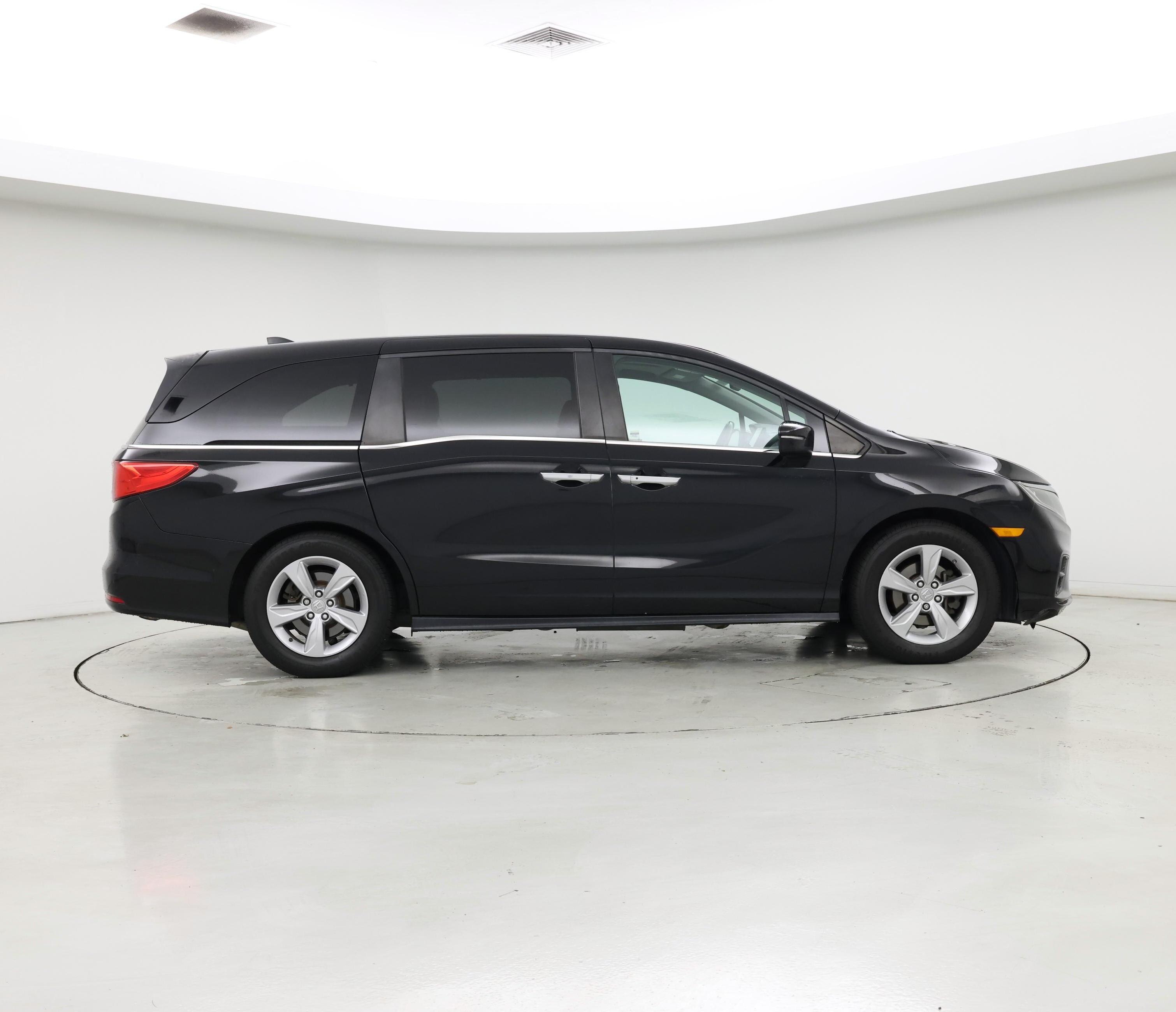 Thumbnail: 2019 Honda Odyssey - 7