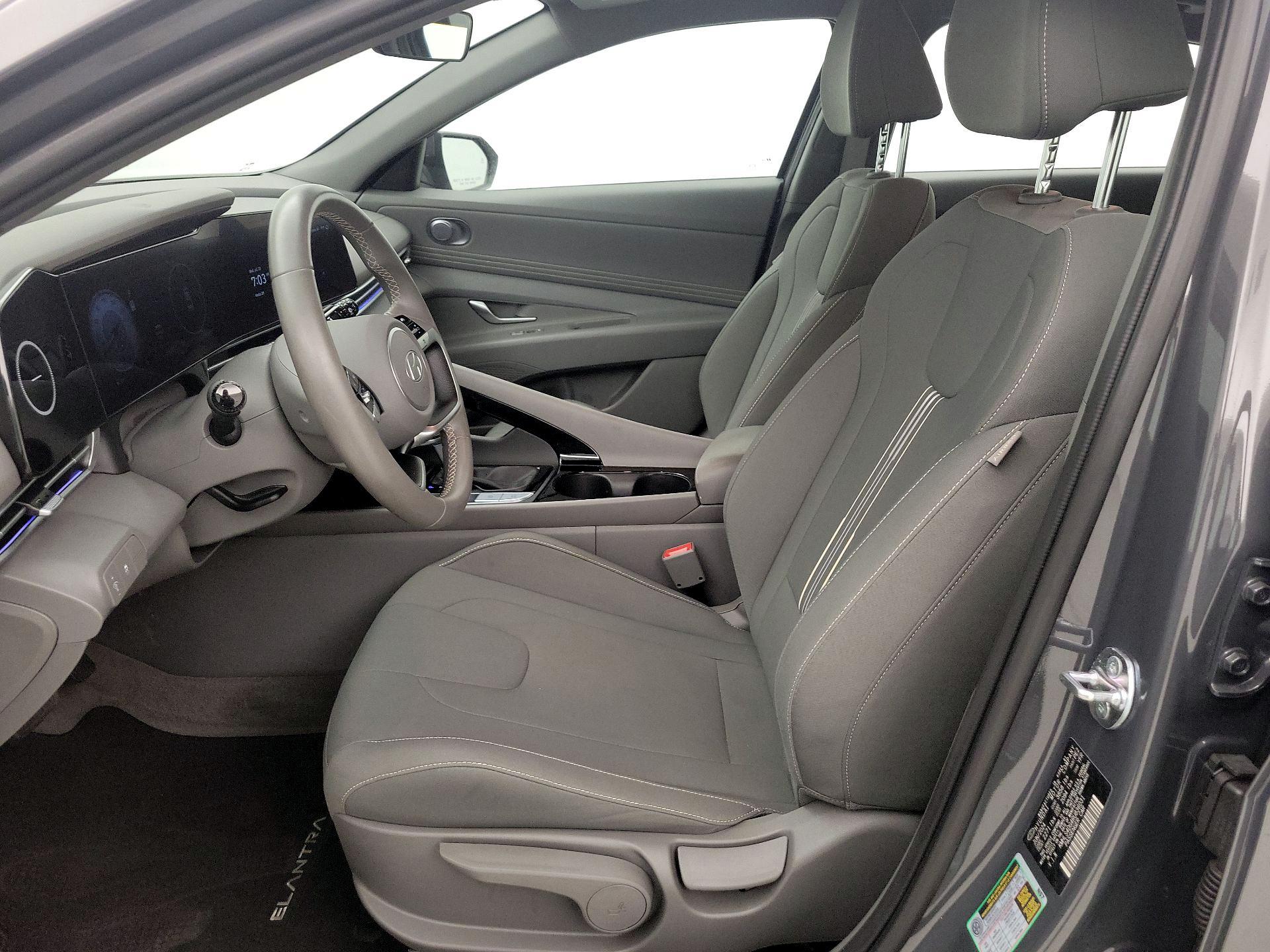 Thumbnail: 2024 Hyundai Elantra - 11