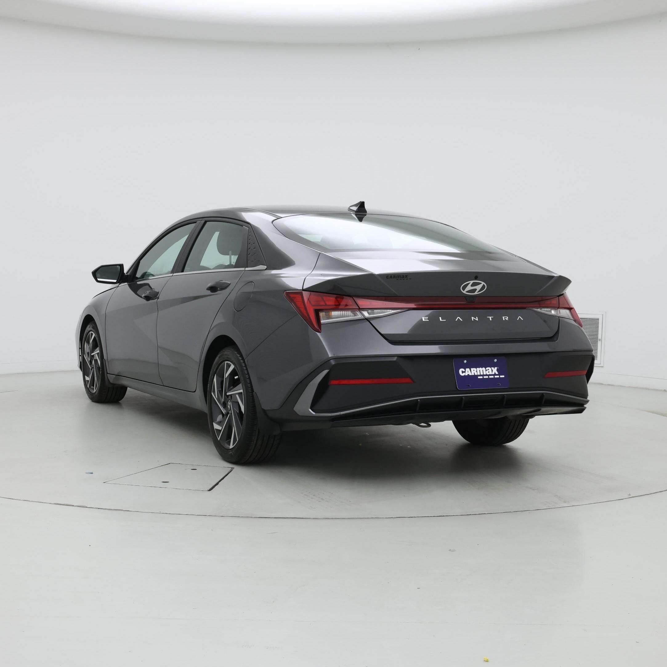 Thumbnail: 2024 Hyundai Elantra - 2