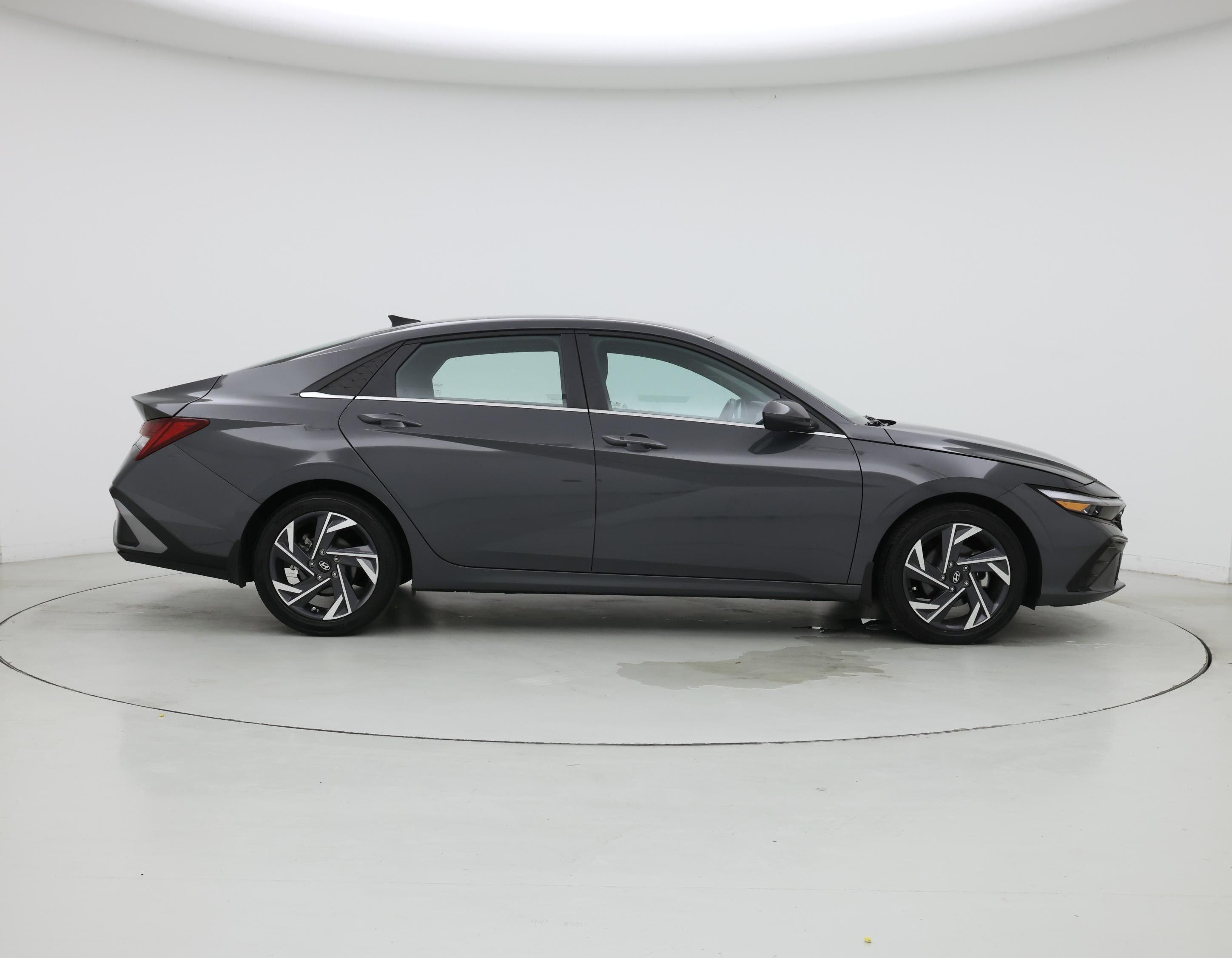 Thumbnail: 2024 Hyundai Elantra - 7