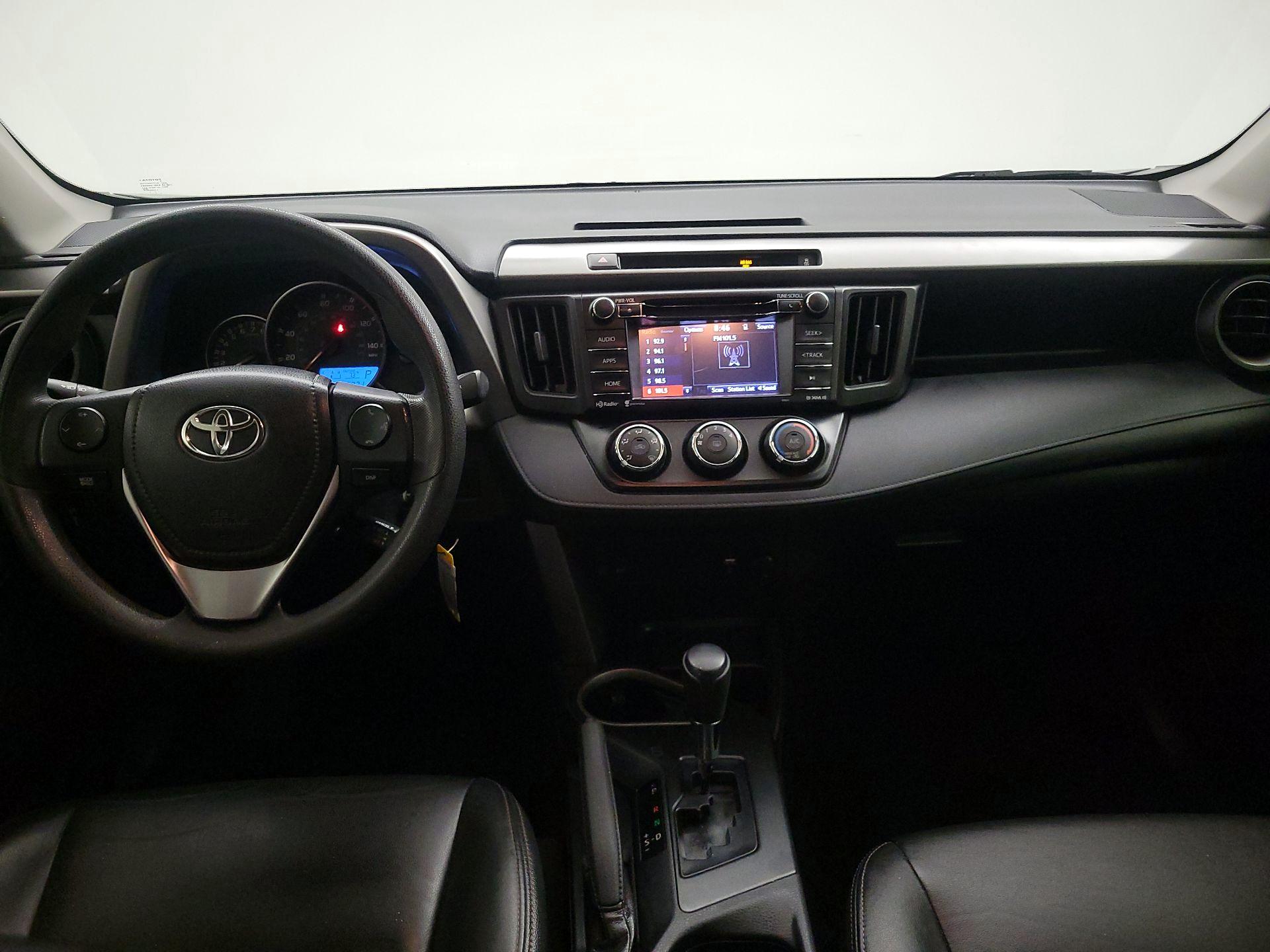Thumbnail: 2016 Toyota RAV4 - 9