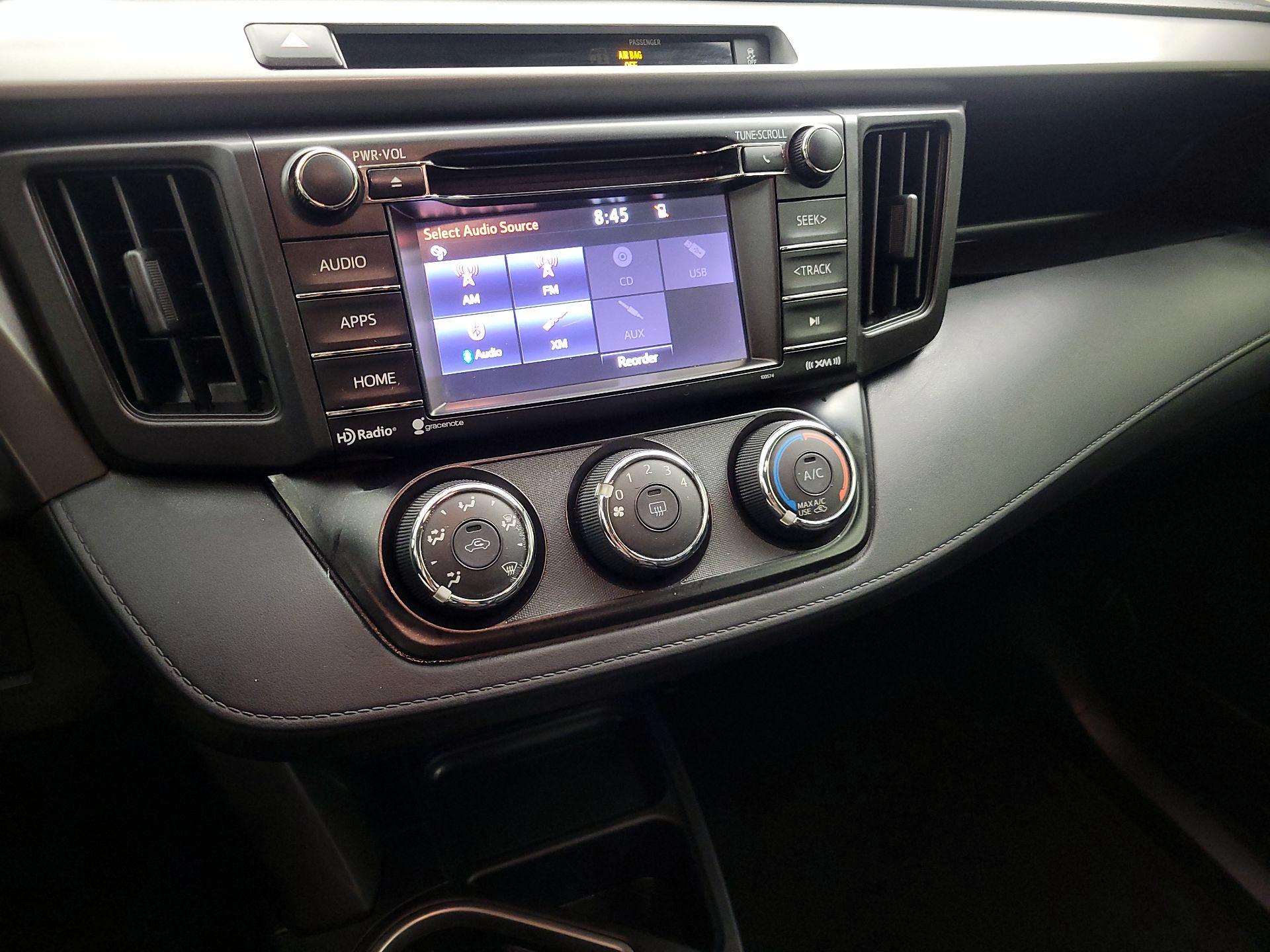 Thumbnail: 2016 Toyota RAV4 - 16
