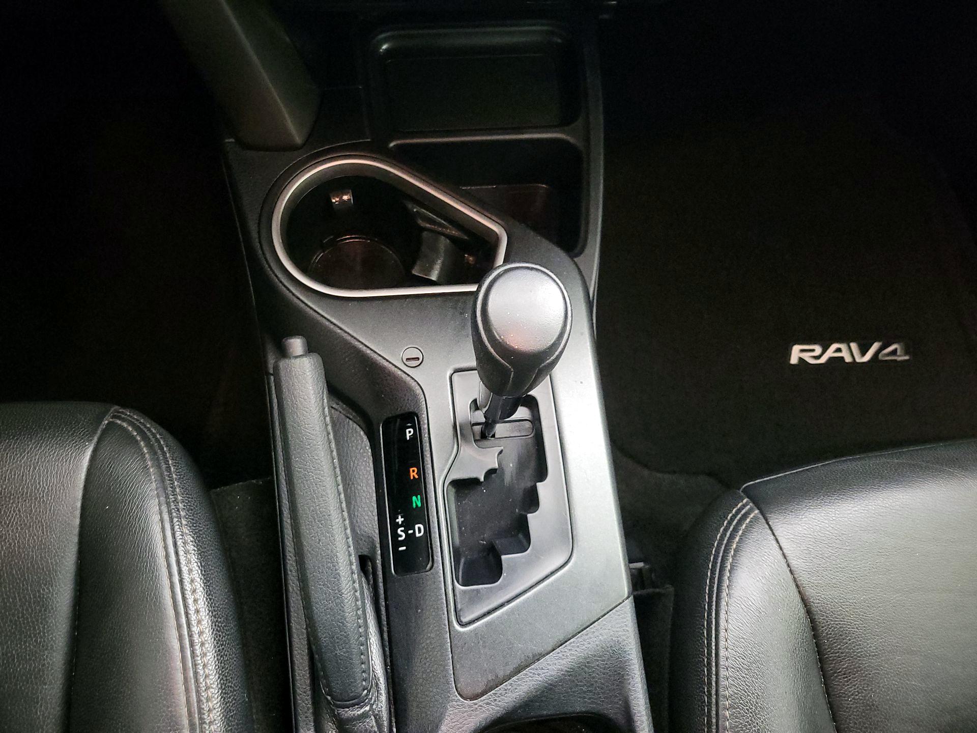 Thumbnail: 2016 Toyota RAV4 - 17
