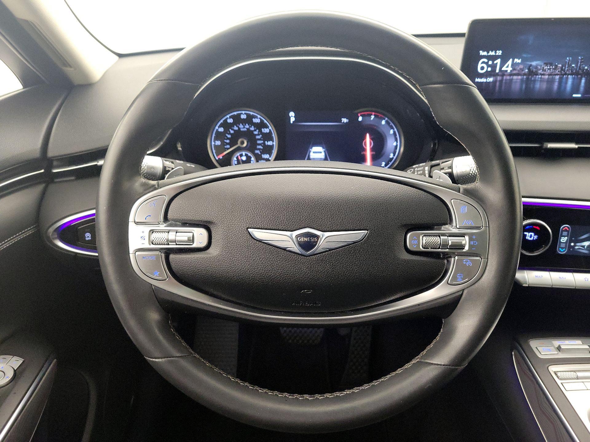 Thumbnail: 2022 Genesis GV70 - 10