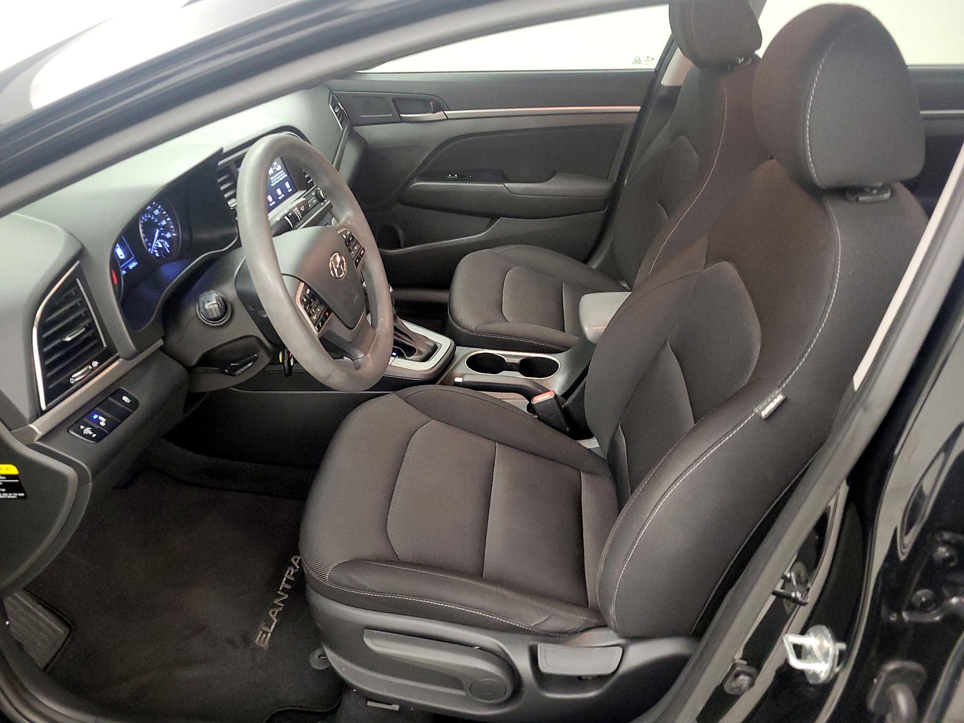 Thumbnail: 2018 Hyundai Elantra - 11