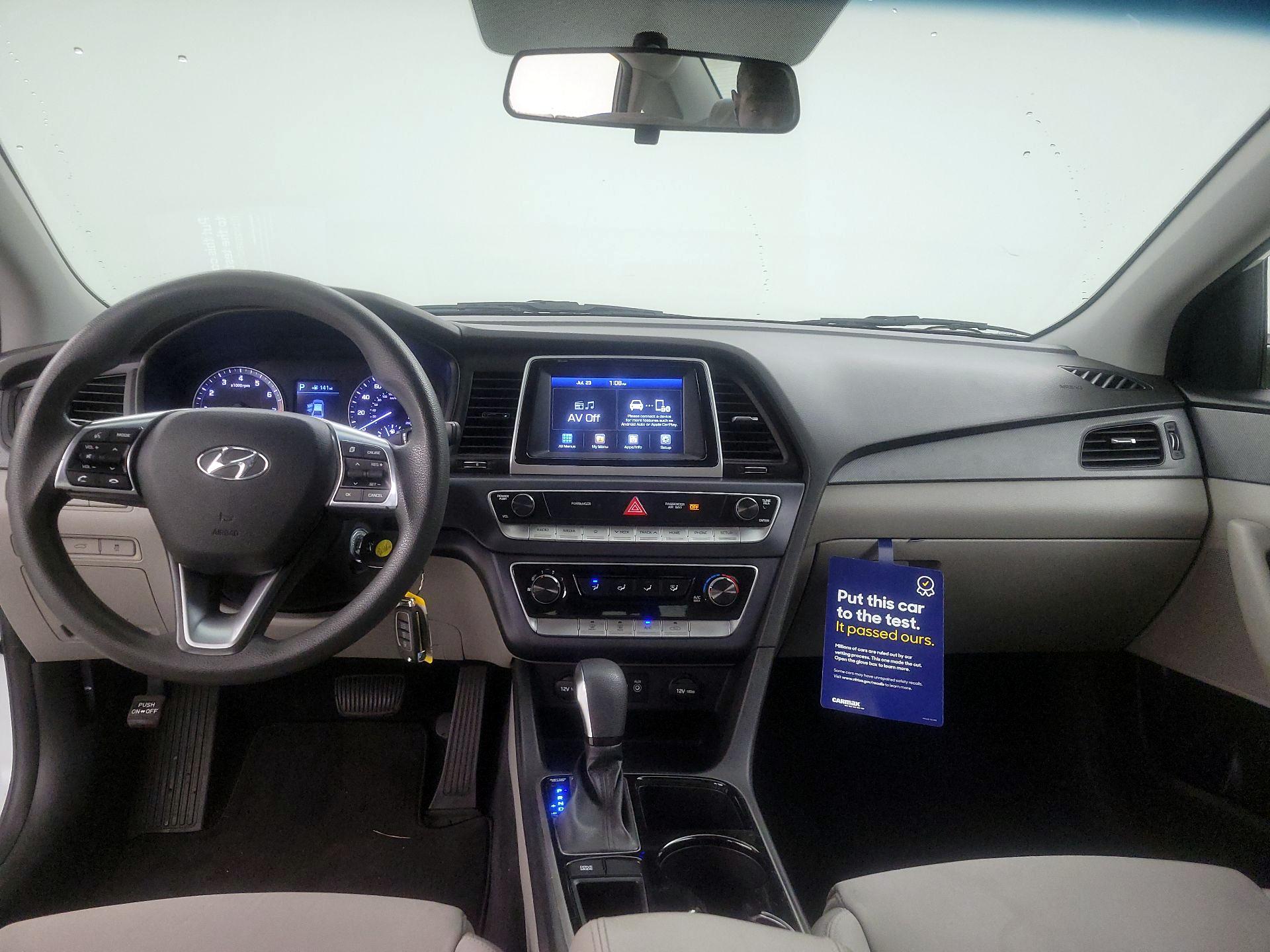 Thumbnail: 2018 Hyundai Sonata - 8