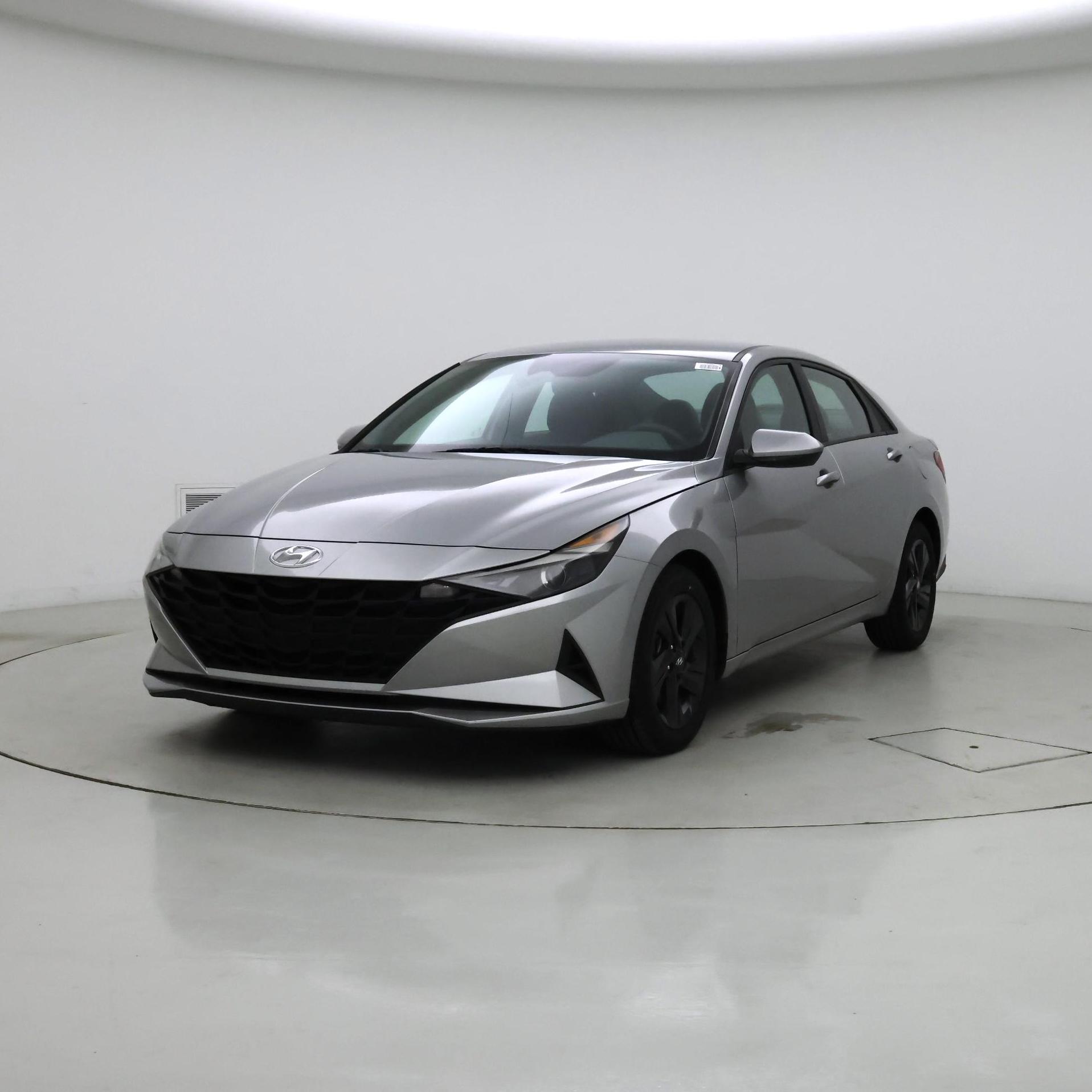 Thumbnail: 2022 Hyundai Elantra - 4