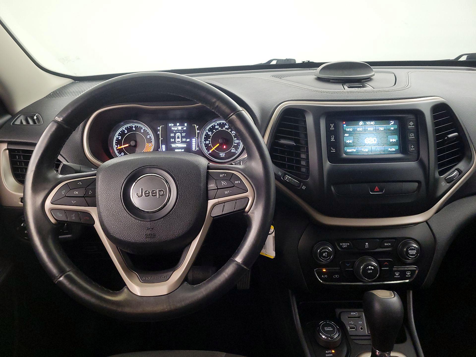 Thumbnail: 2014 Jeep Cherokee - 8