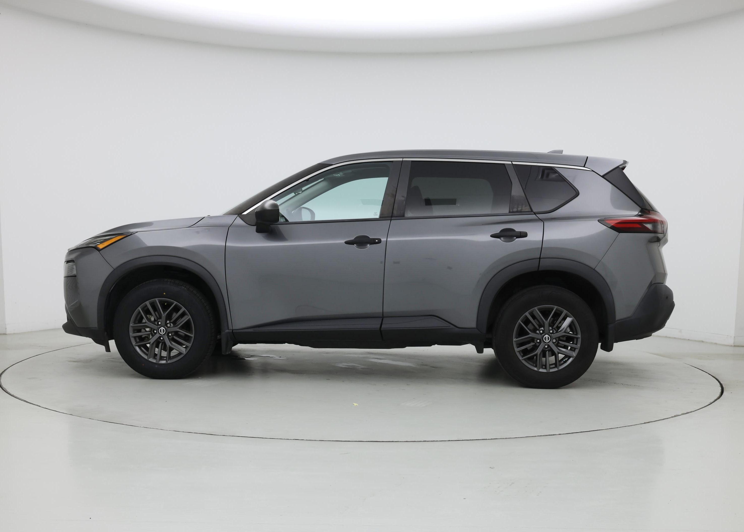 Thumbnail: 2021 Nissan Rogue - 3